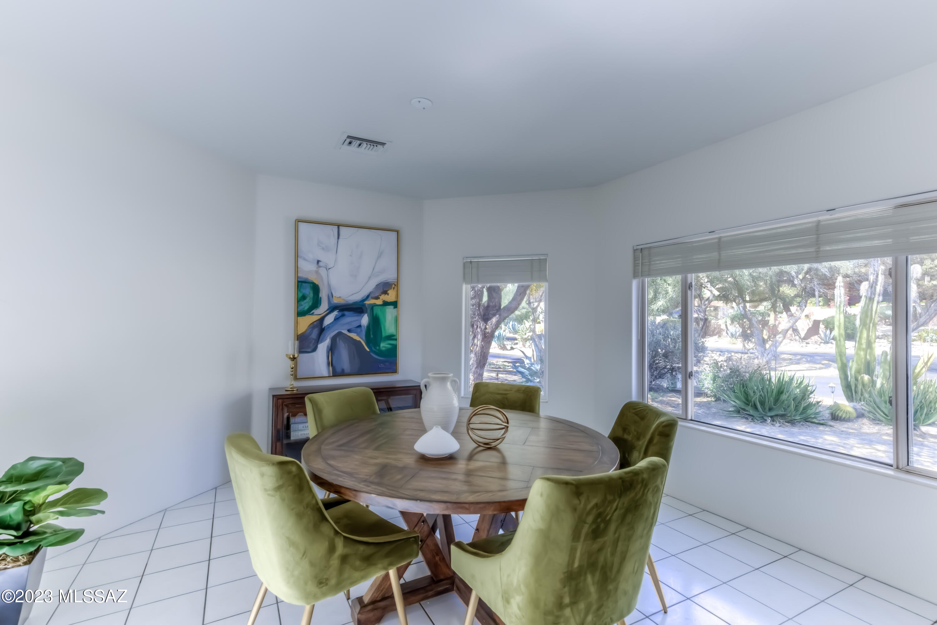 Finisterra II (211-302) - Residential