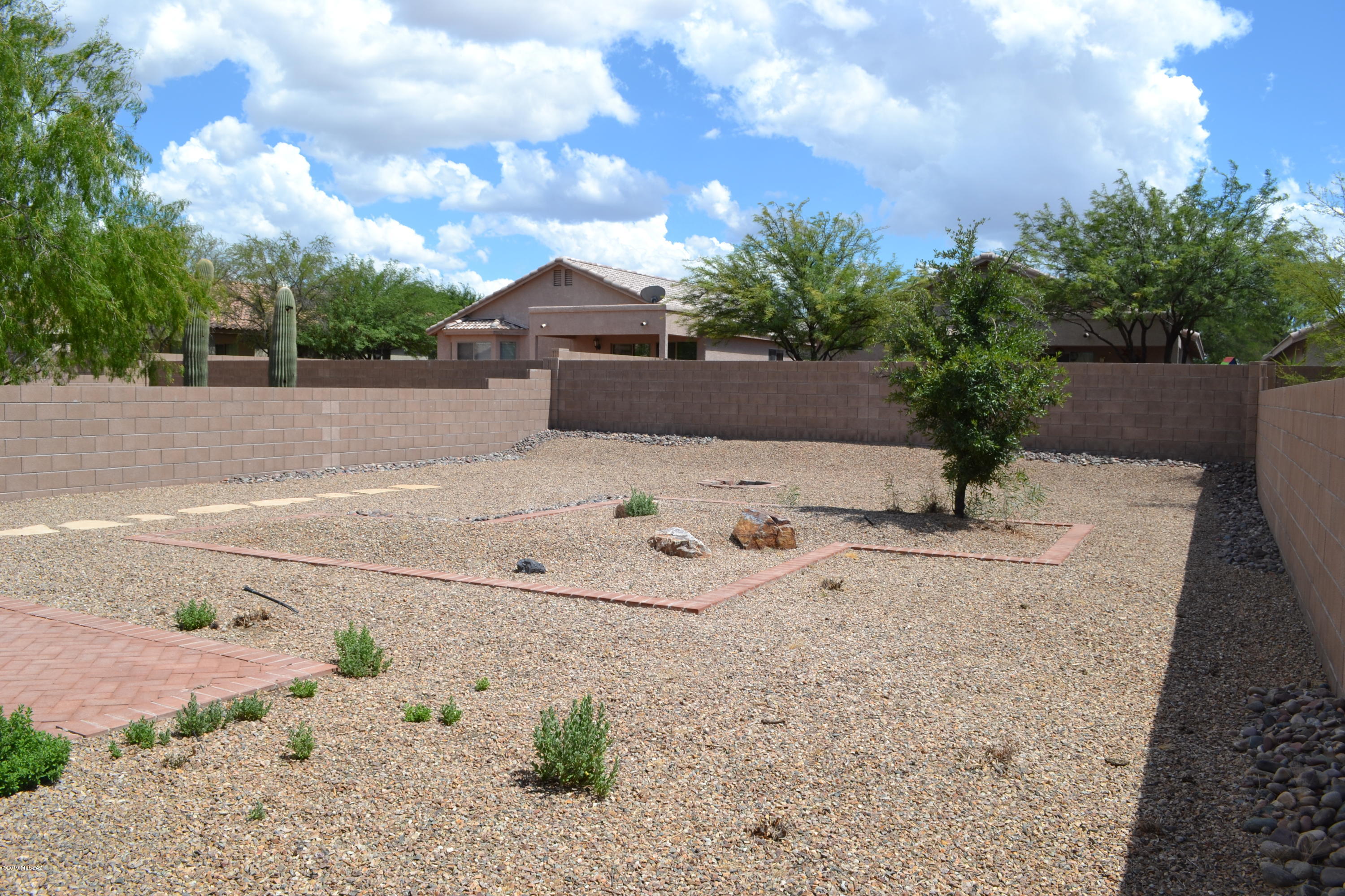 Mesquite Ranch (1-619) - Residential Lease