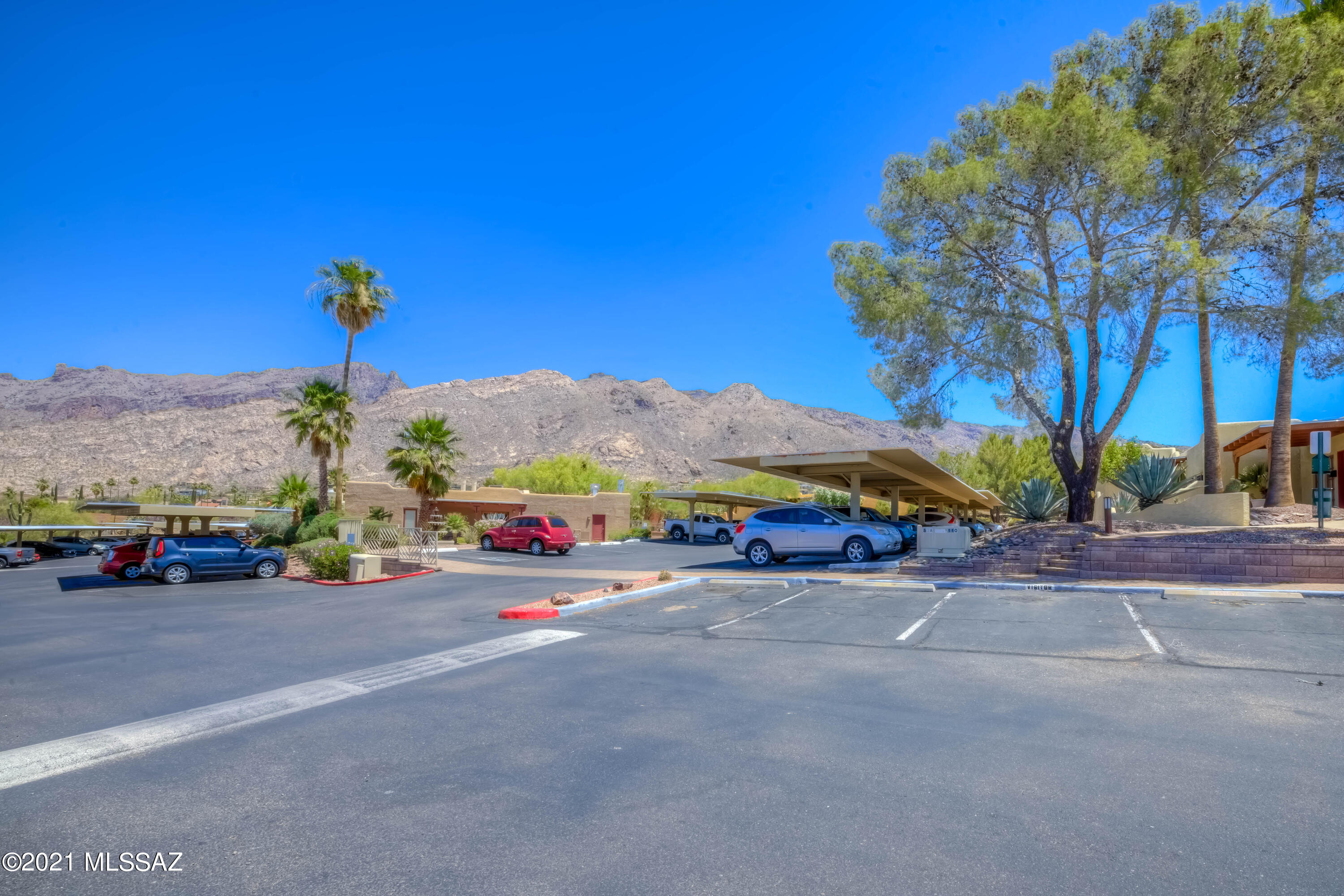 Reflections in the Catalina Condominium - Residential Lease