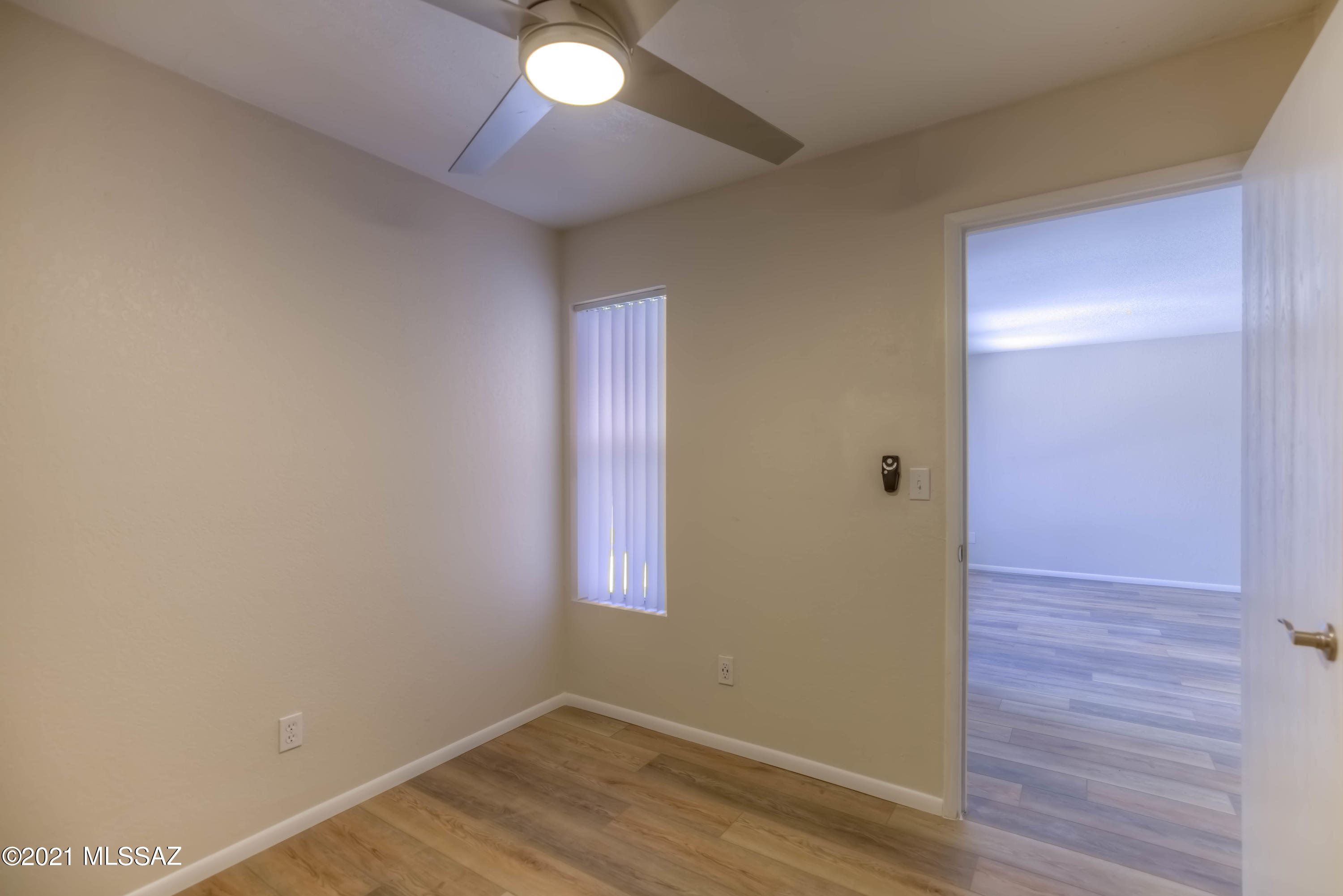 Reflections in the Catalina Condominium - Residential Lease