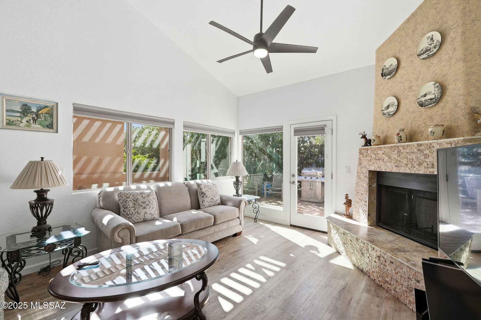 7601 N Calle Sin Envidia APT 28