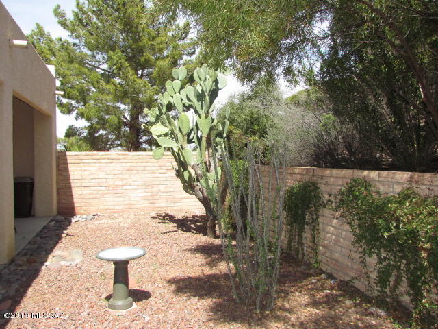 Valle Del Oro Townhomes (1-90) - Residential