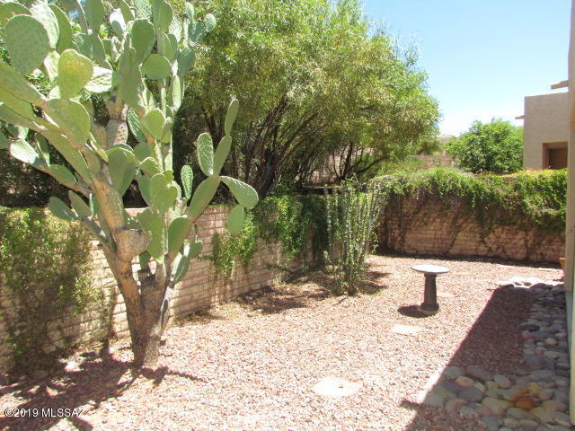 Valle Del Oro Townhomes (1-90) - Residential