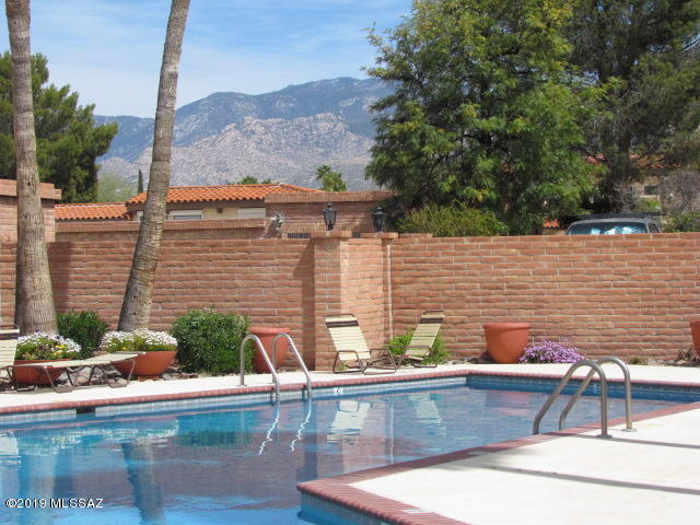 Valle Del Oro Townhomes (1-90) - Residential