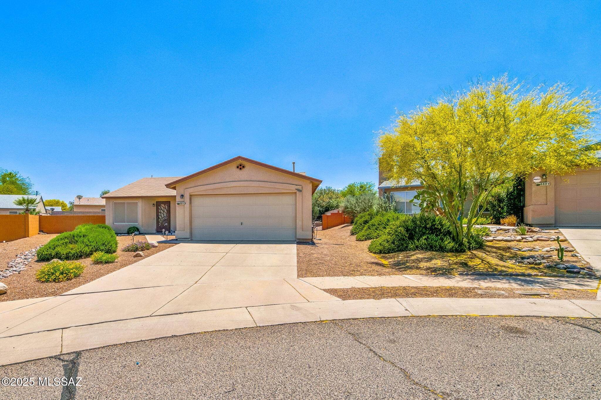 8892 E Apache Well Place