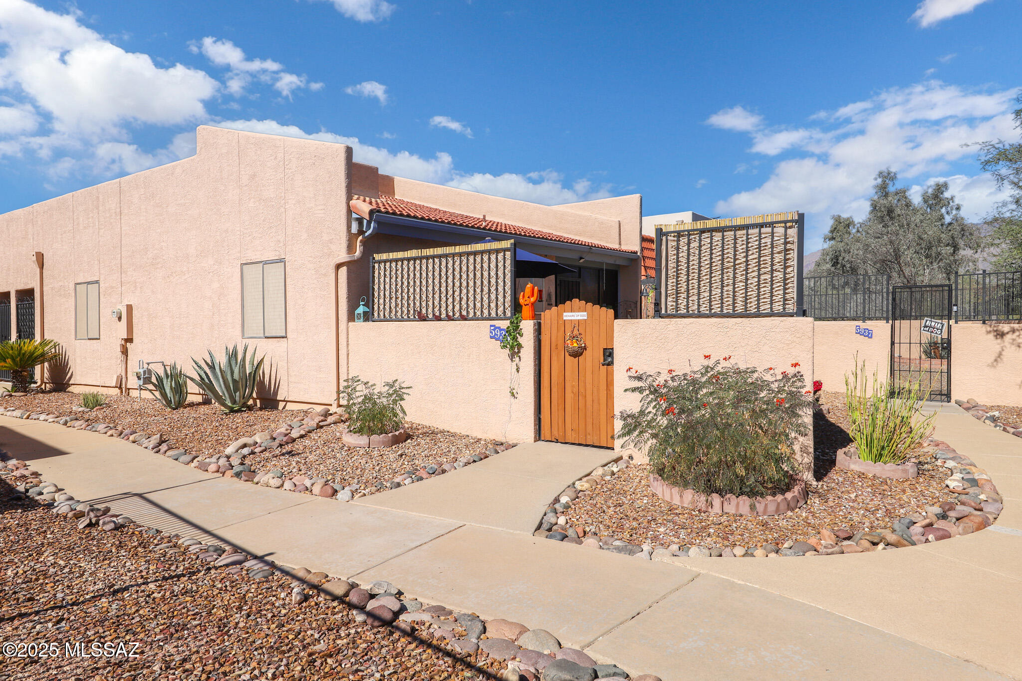 Rancho Sahuaro (1-33) - Residential