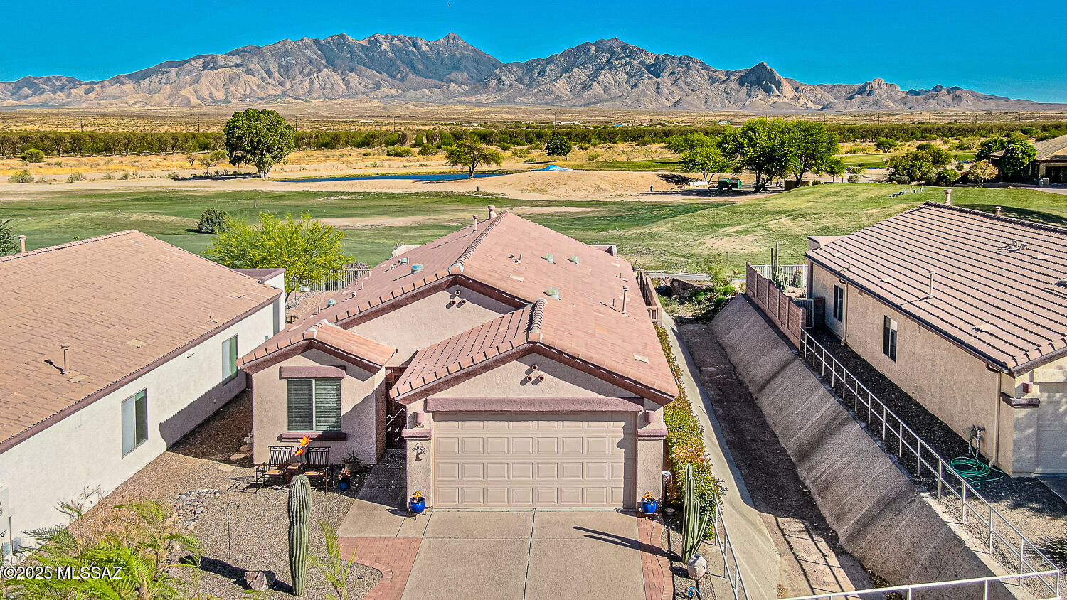 De Anza Links (1-22) - Residential