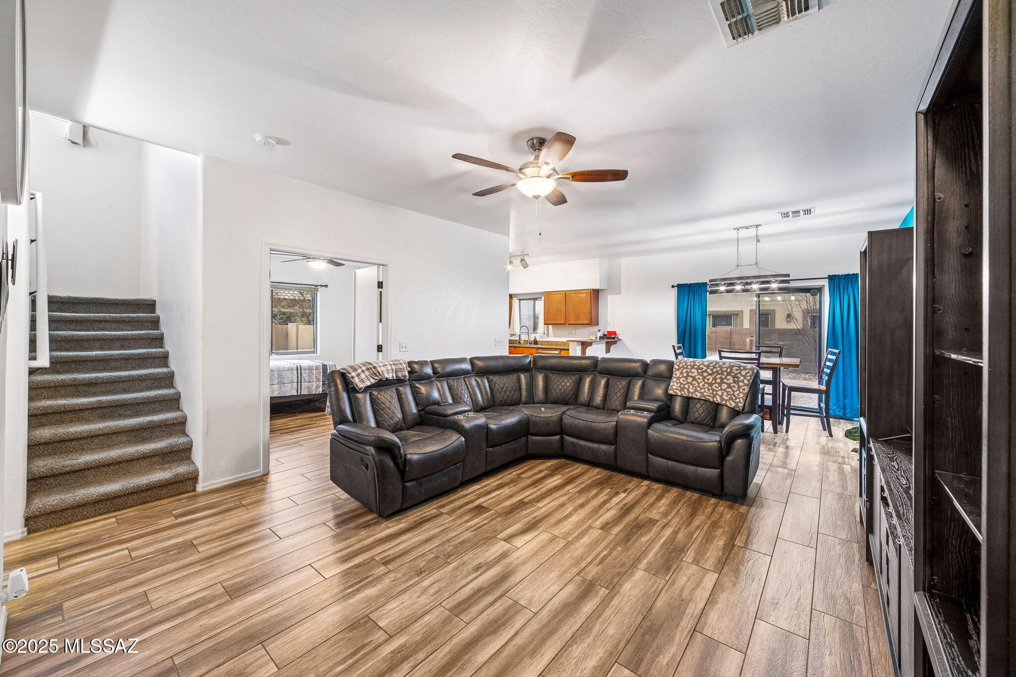442 E Placita Cordel