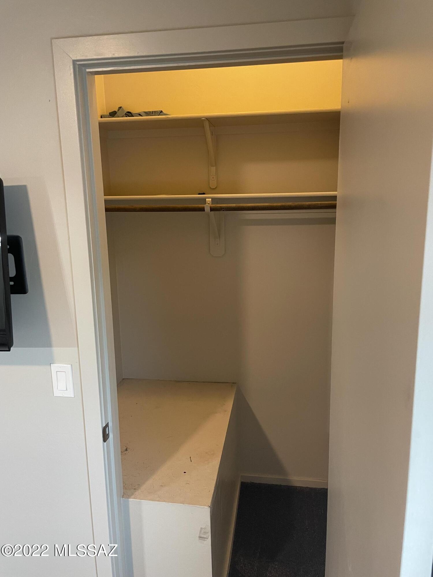 Park Modern SQ20153240738 - Residential Lease