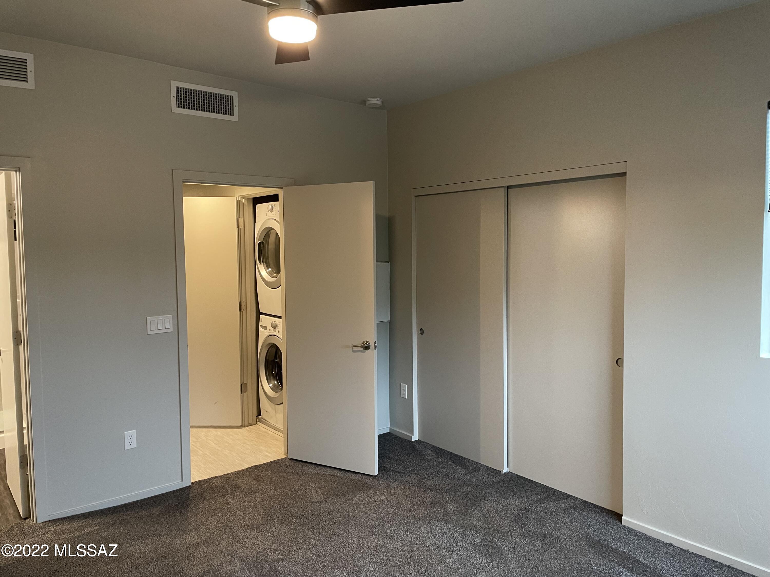 Park Modern SQ20153240738 - Residential Lease