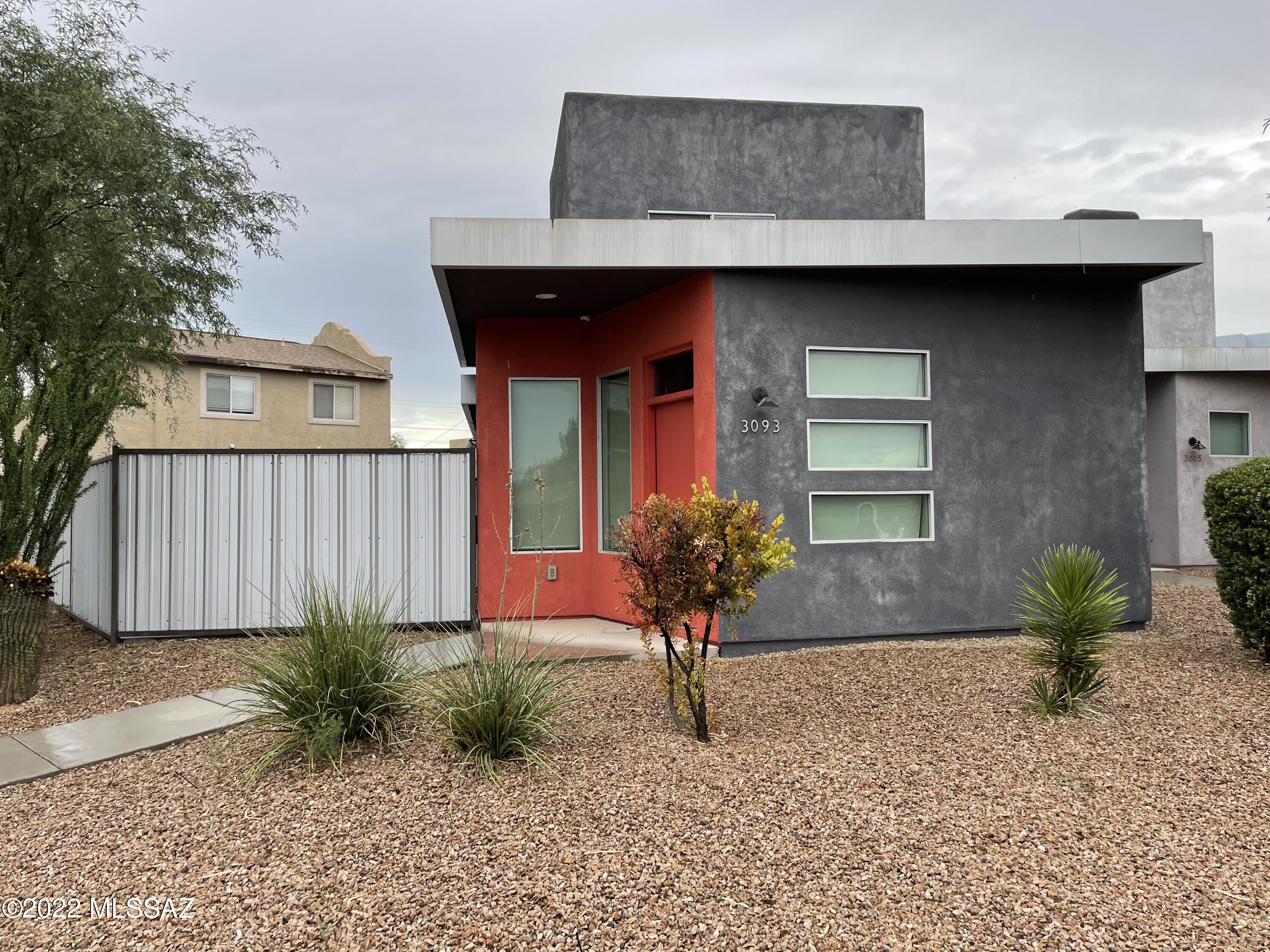 Park Modern SQ20153240738 - Residential Lease