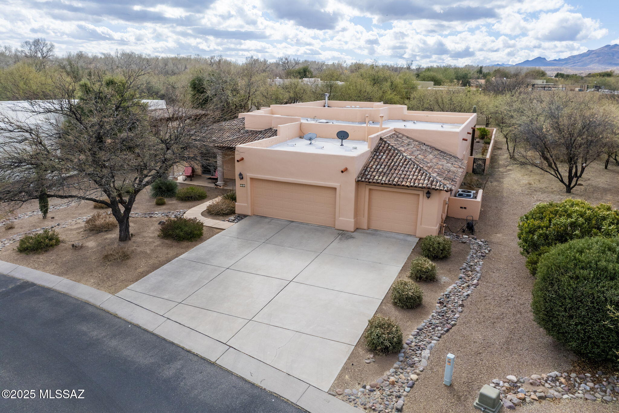 Santiago at Barrio de Tubac - Residential
