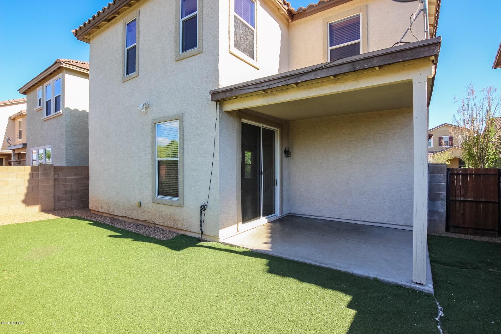 Pantano Overlook - Residential