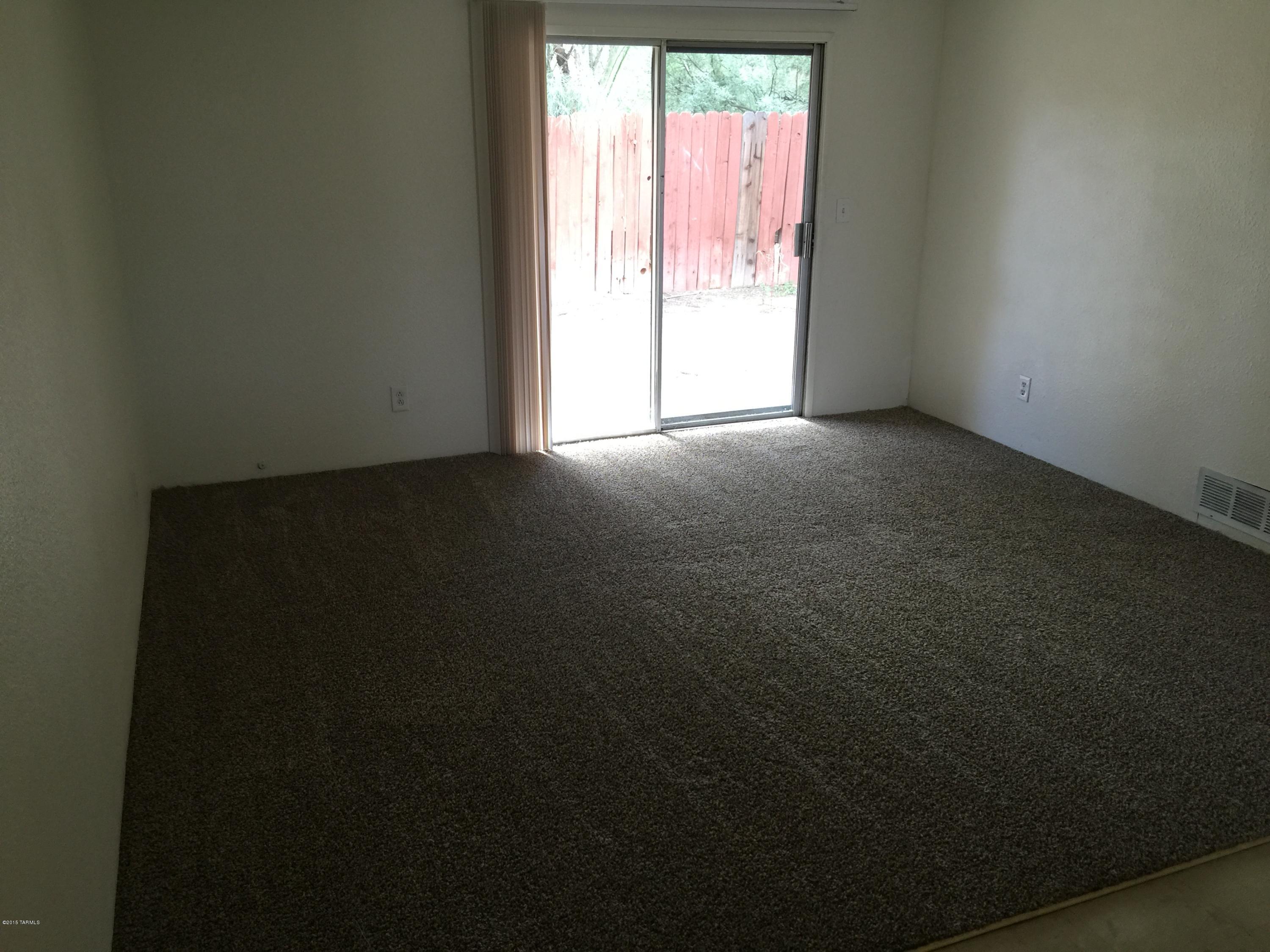 Hedrick Acreage Tract NO 3 - Residential Lease
