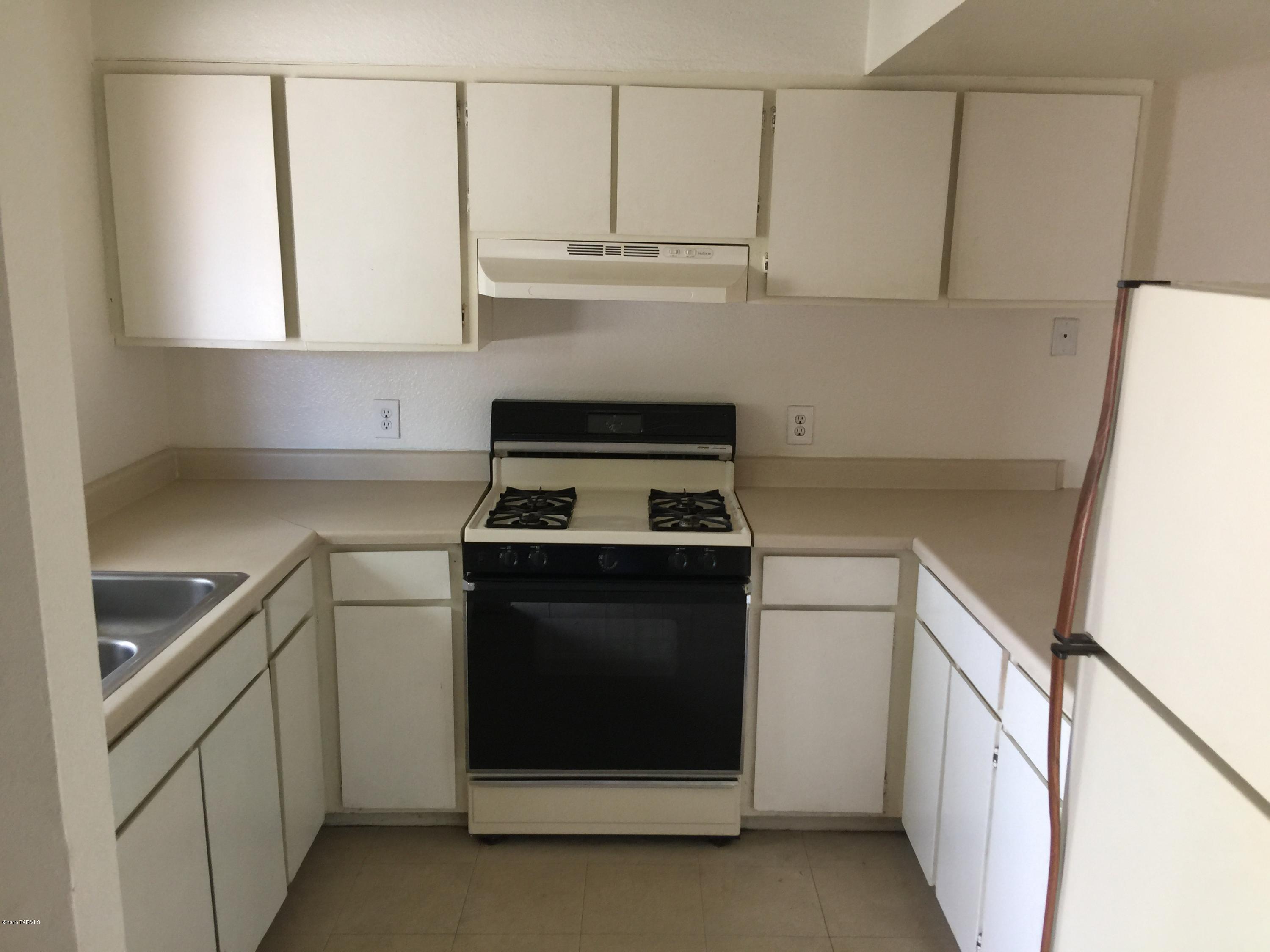 Hedrick Acreage Tract NO 3 - Residential Lease