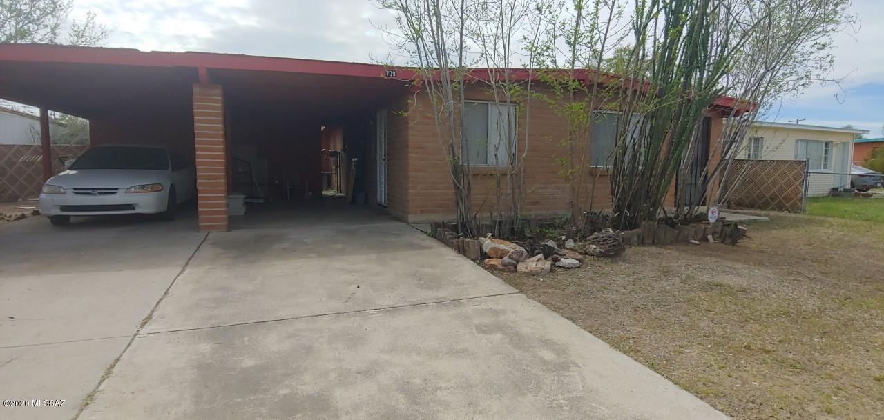 Miracle Mile Manor - Residential