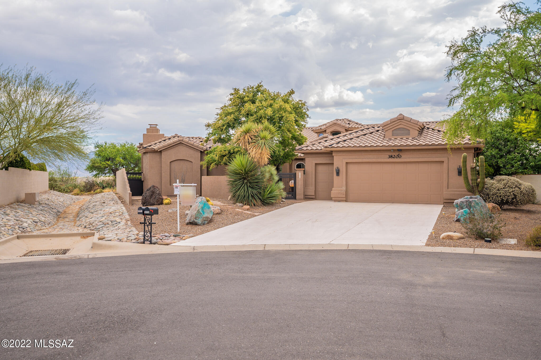 Saddlebrooke - Residential