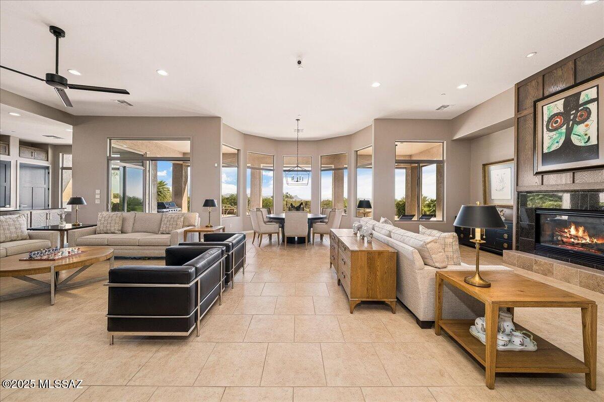 14189 N Silent Ridge Court
