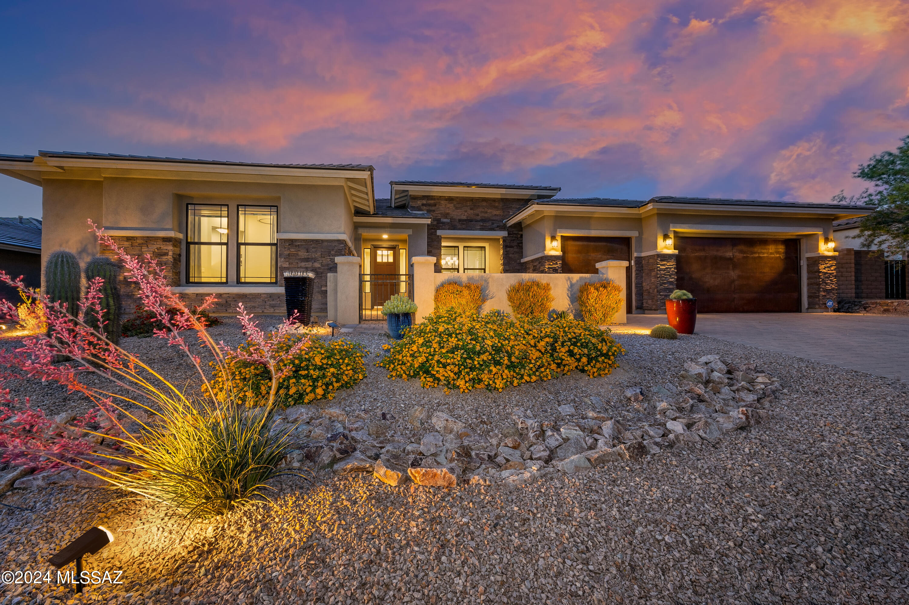 Boulder Bridge Pass II At Dove Mountain SQ20143250154 - Residential