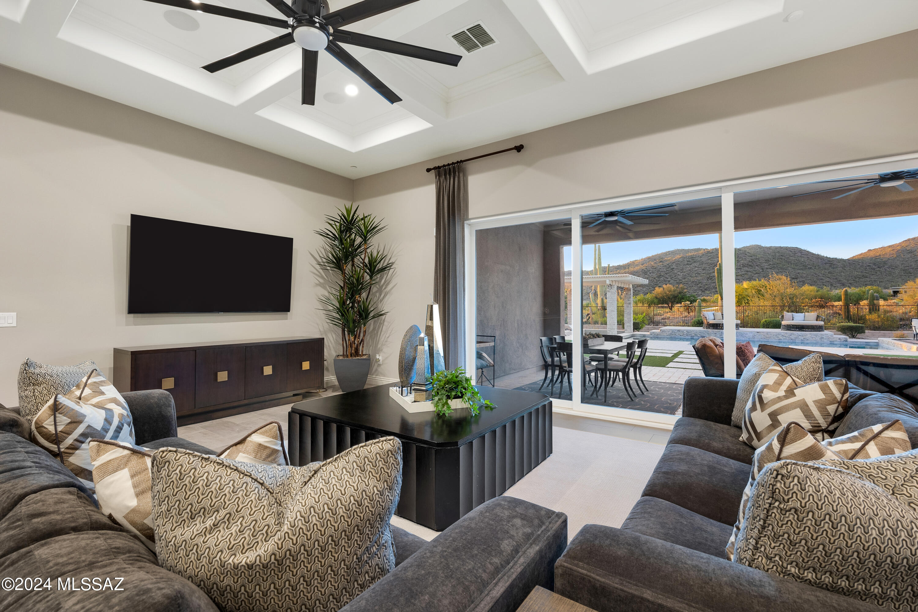 Boulder Bridge Pass II At Dove Mountain SQ20143250154 - Residential