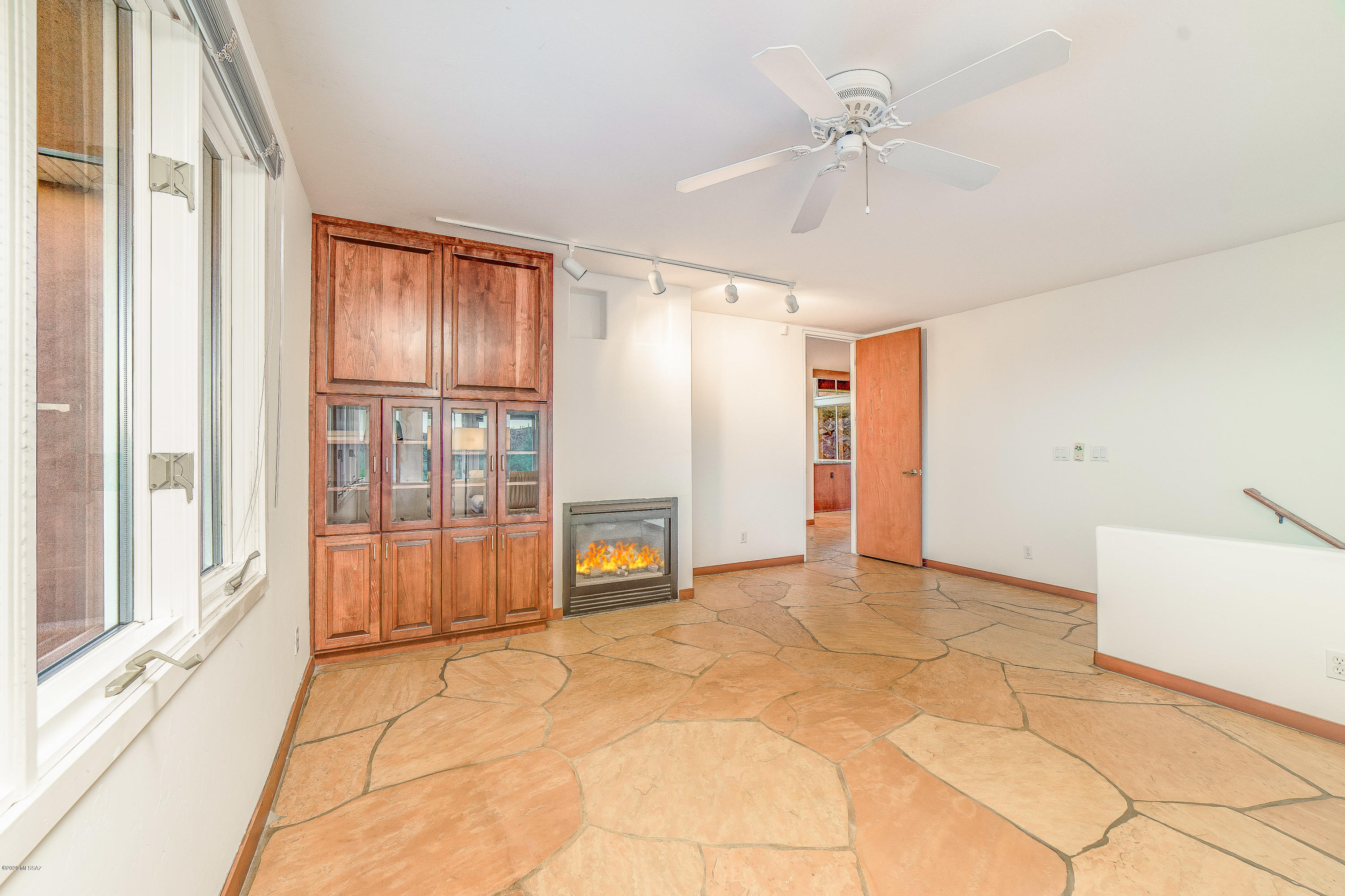Paseo Montana (1-25) - Residential