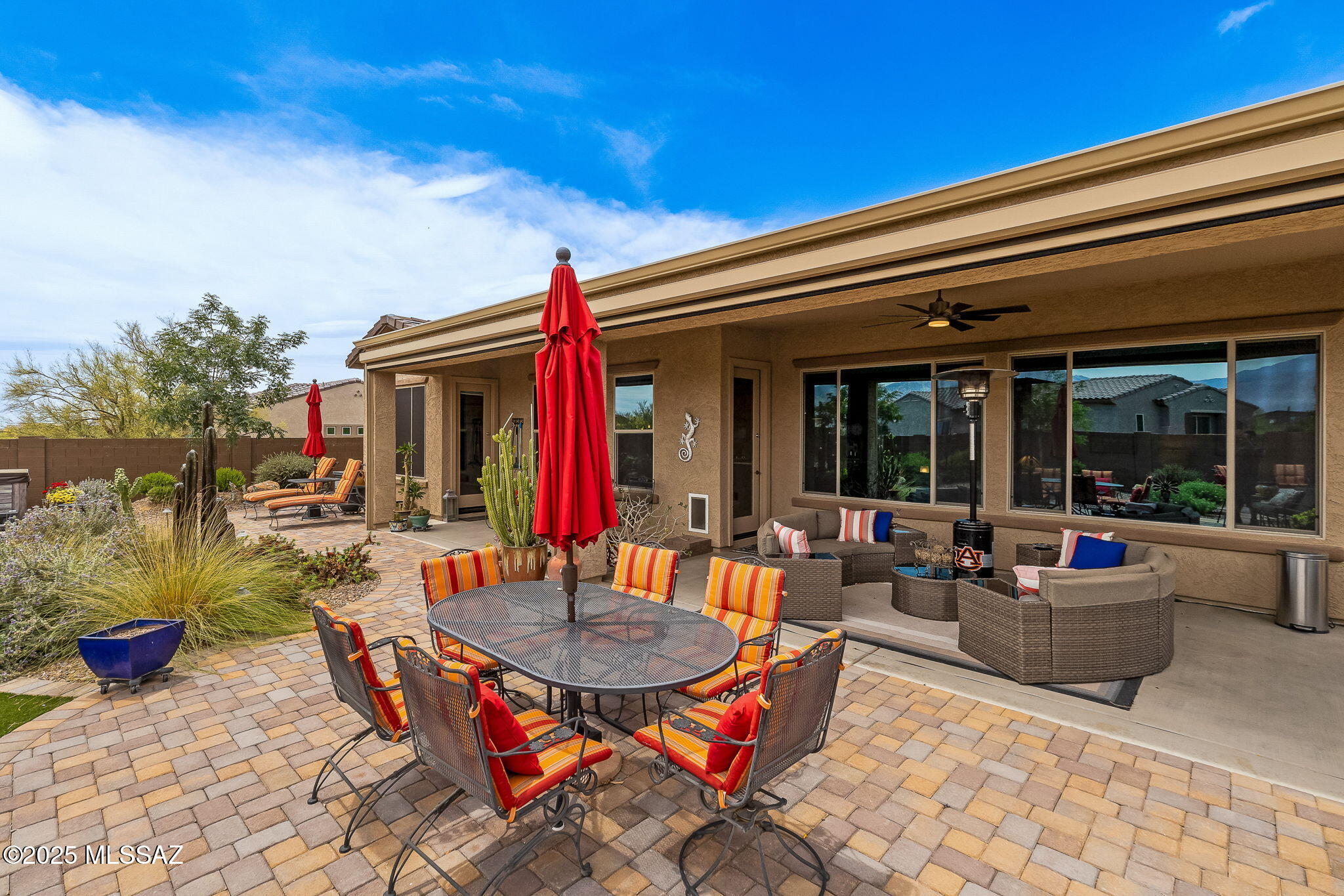 Saguaros Viejos West - Residential