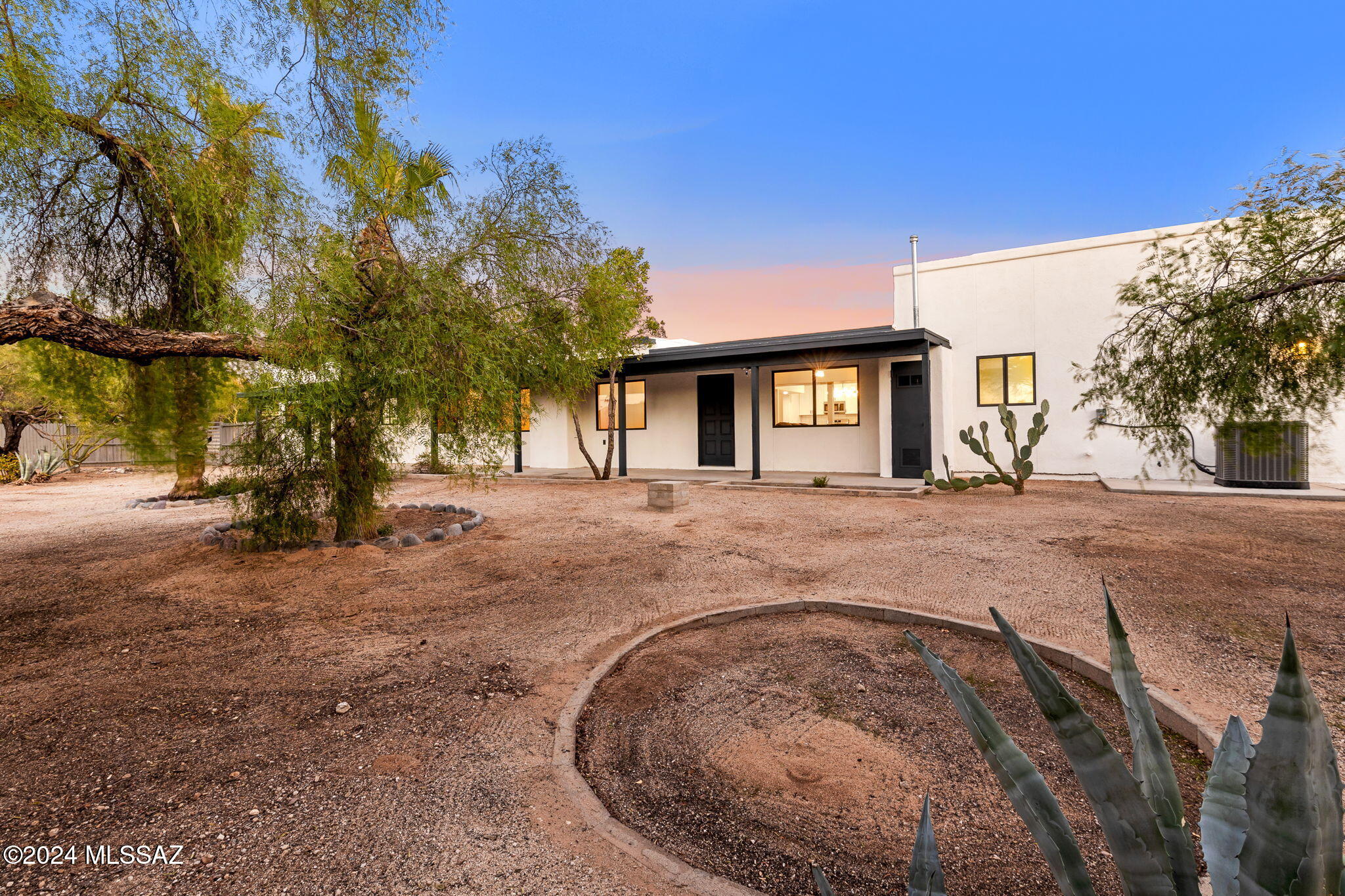 Casas Adobes Country Club Est. - Residential