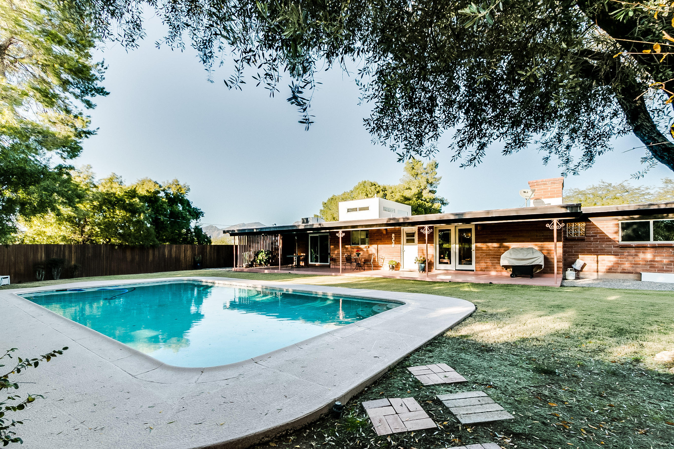 Pantano Vista - Residential