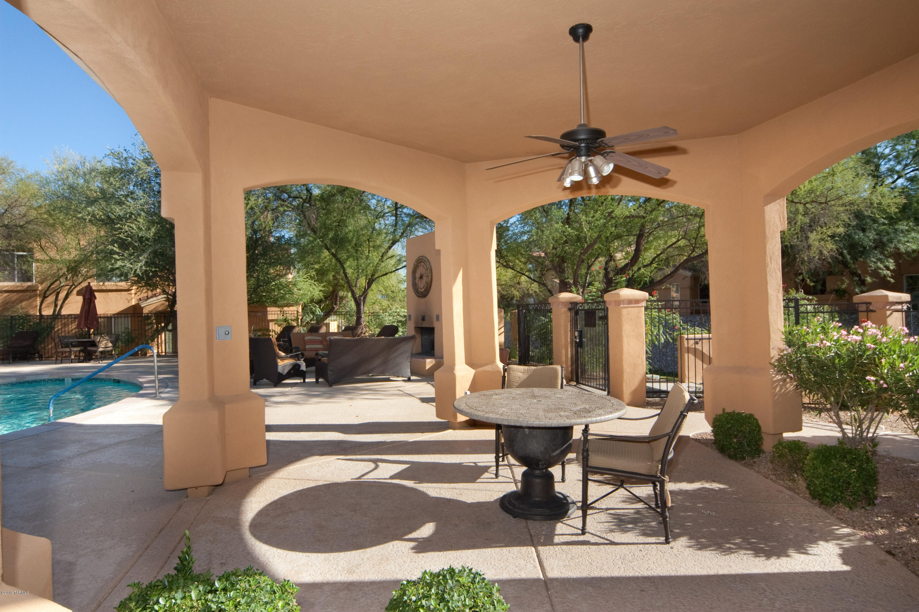 Pinnacle Canyon Condominium - Residential