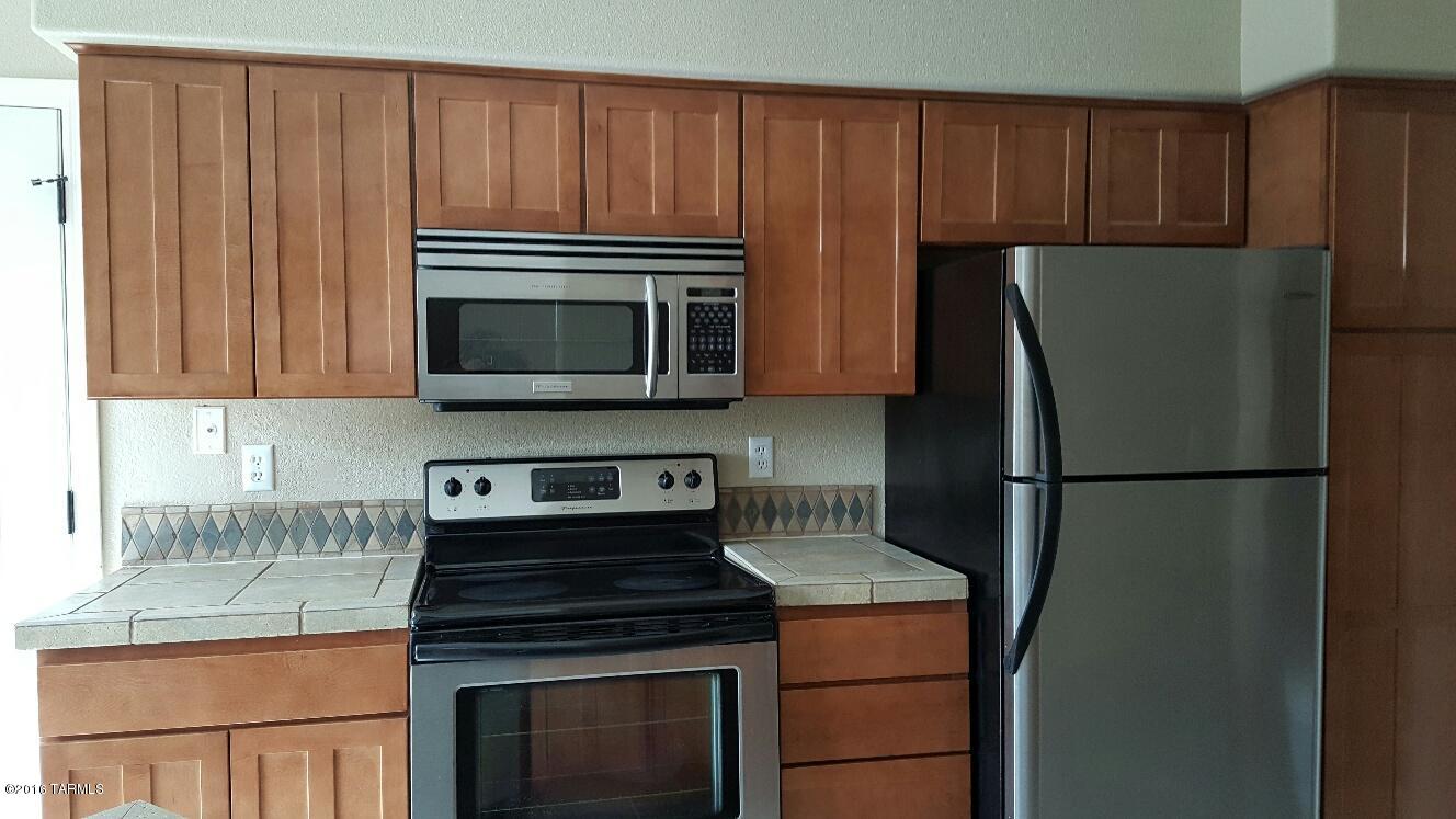 Pinnacle Canyon Condominium - Residential