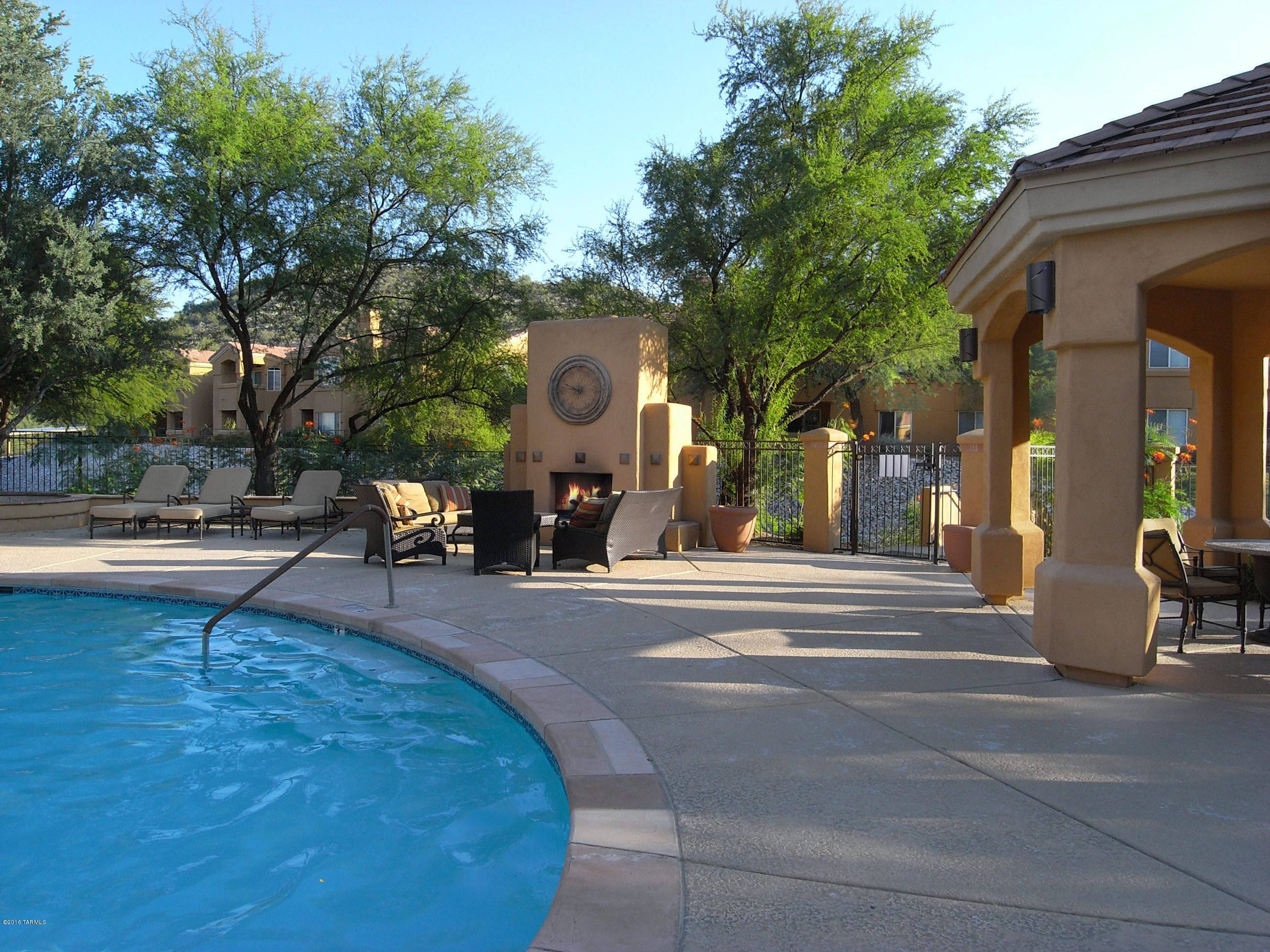 Pinnacle Canyon Condominium - Residential