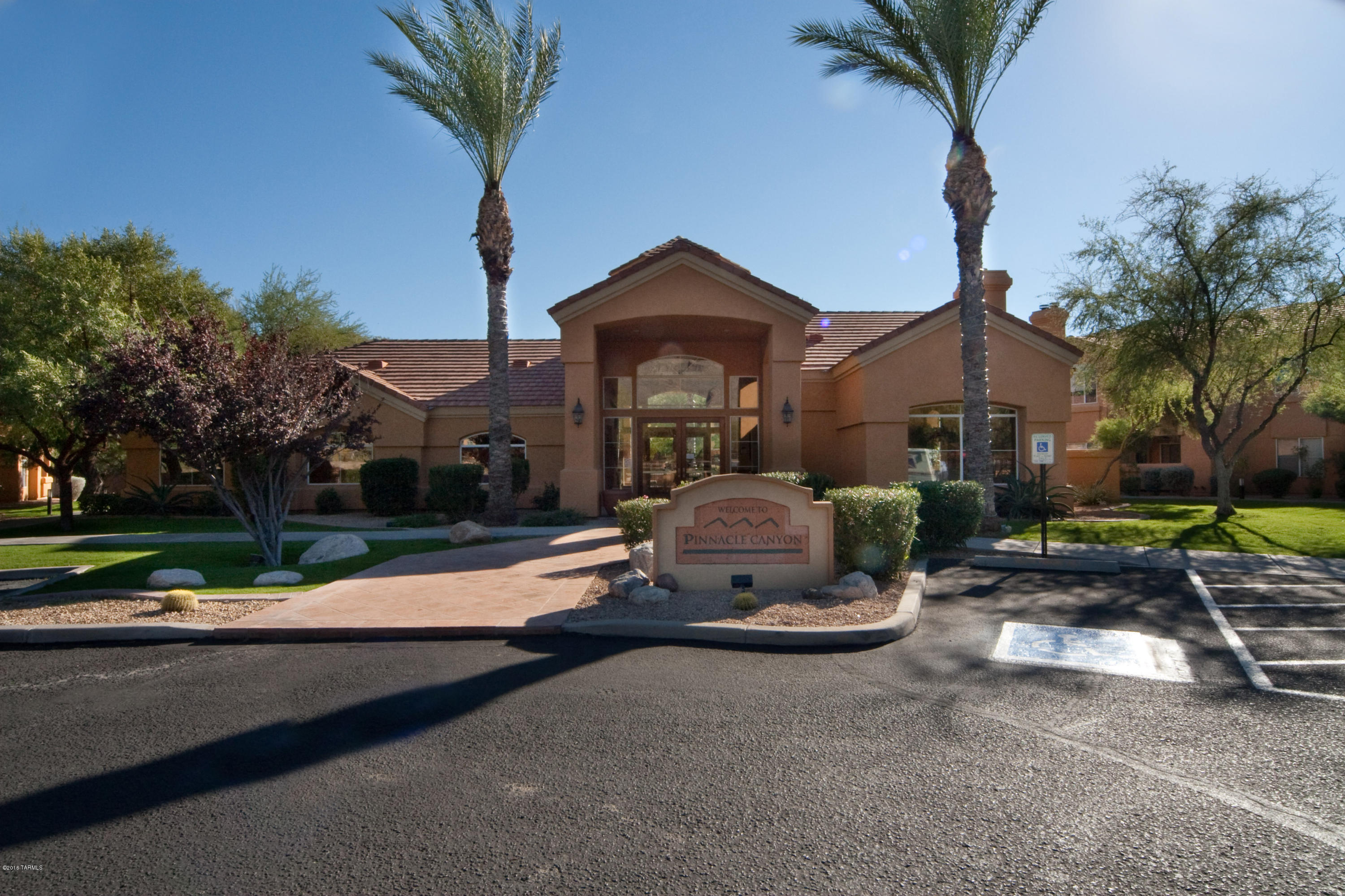 Pinnacle Canyon Condominium - Residential
