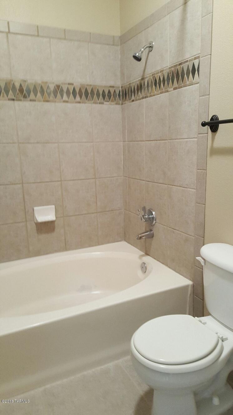 Pinnacle Canyon Condominium - Residential