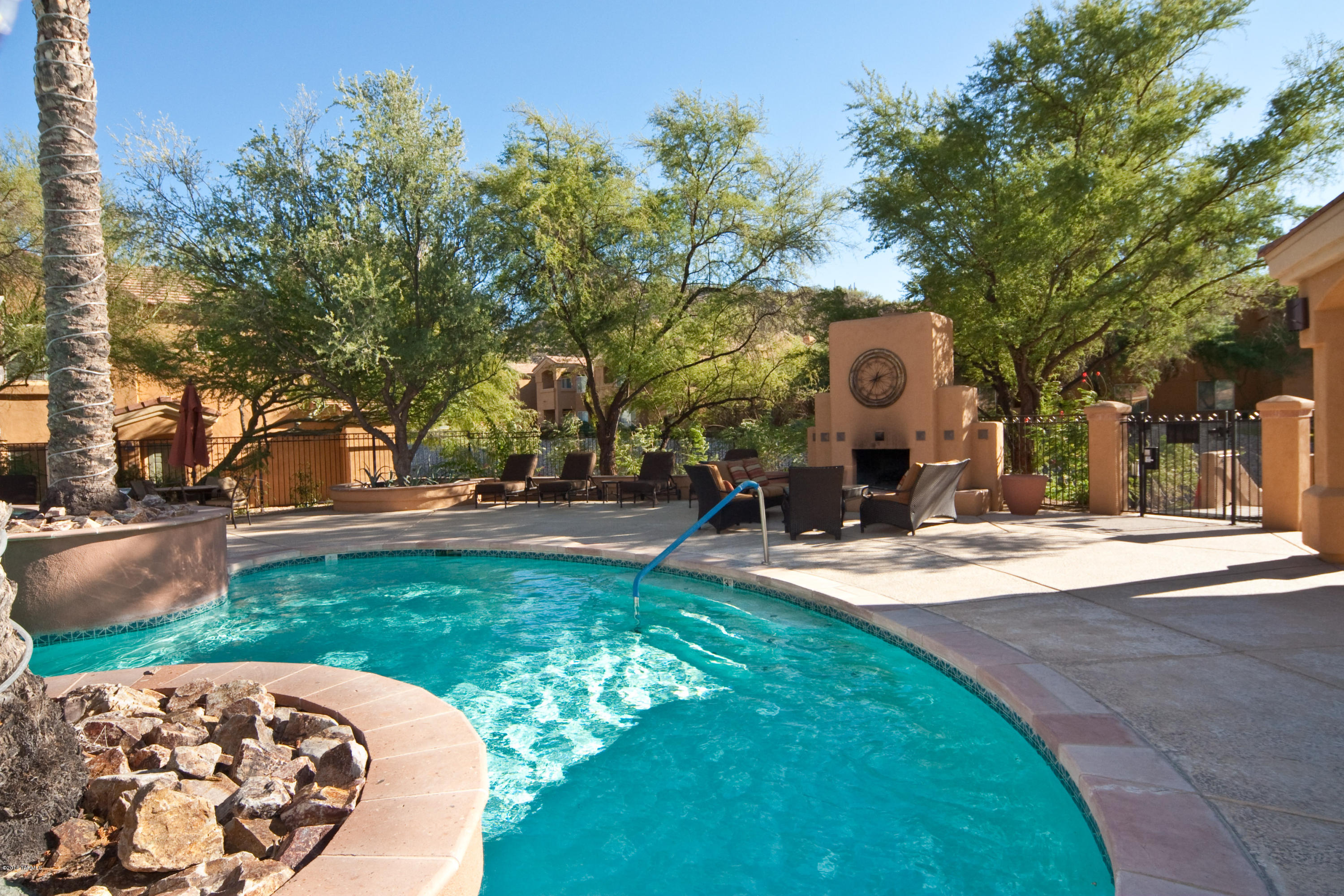 Pinnacle Canyon Condominium - Residential