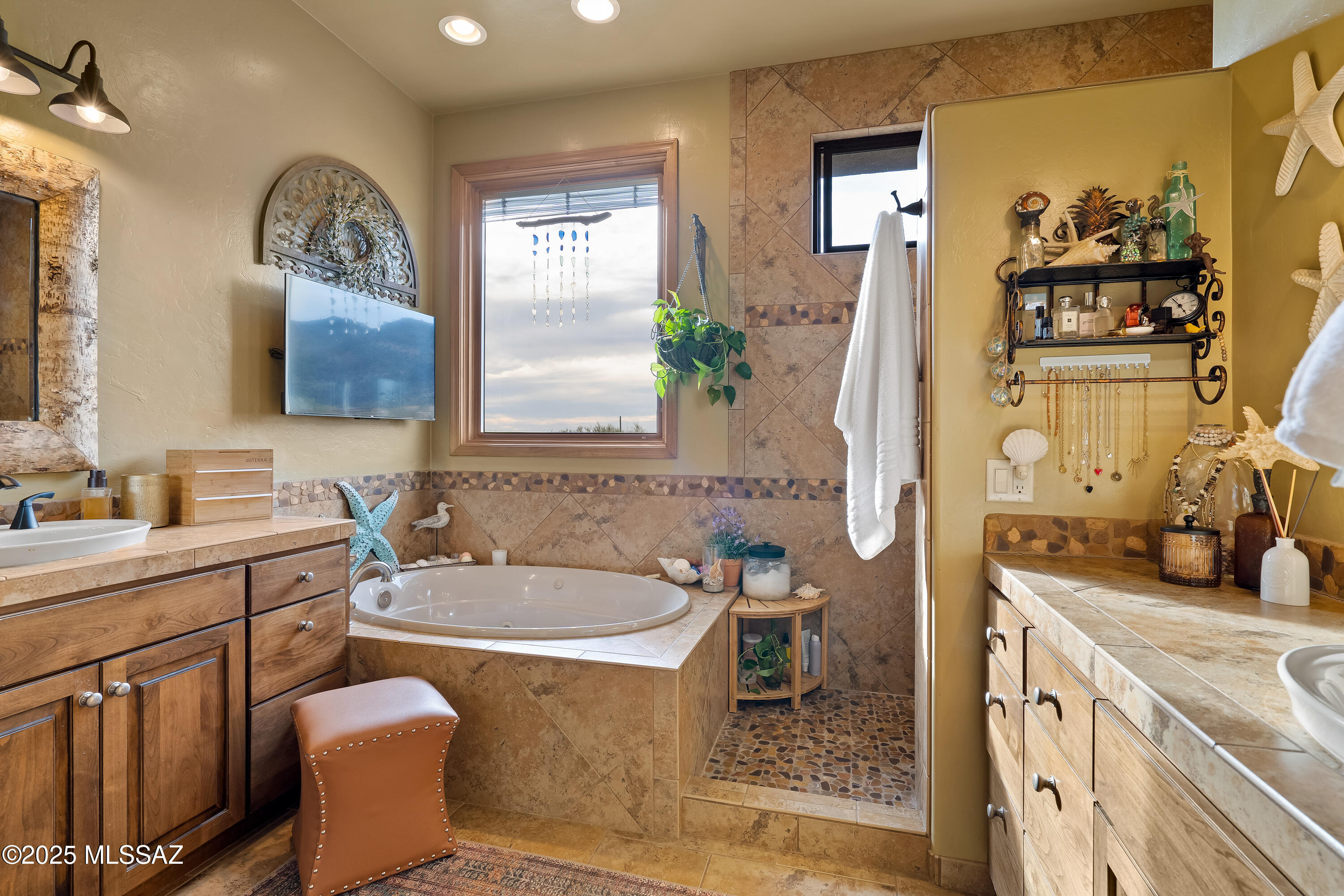 Canyon Pass At Dove Mountain - Residential