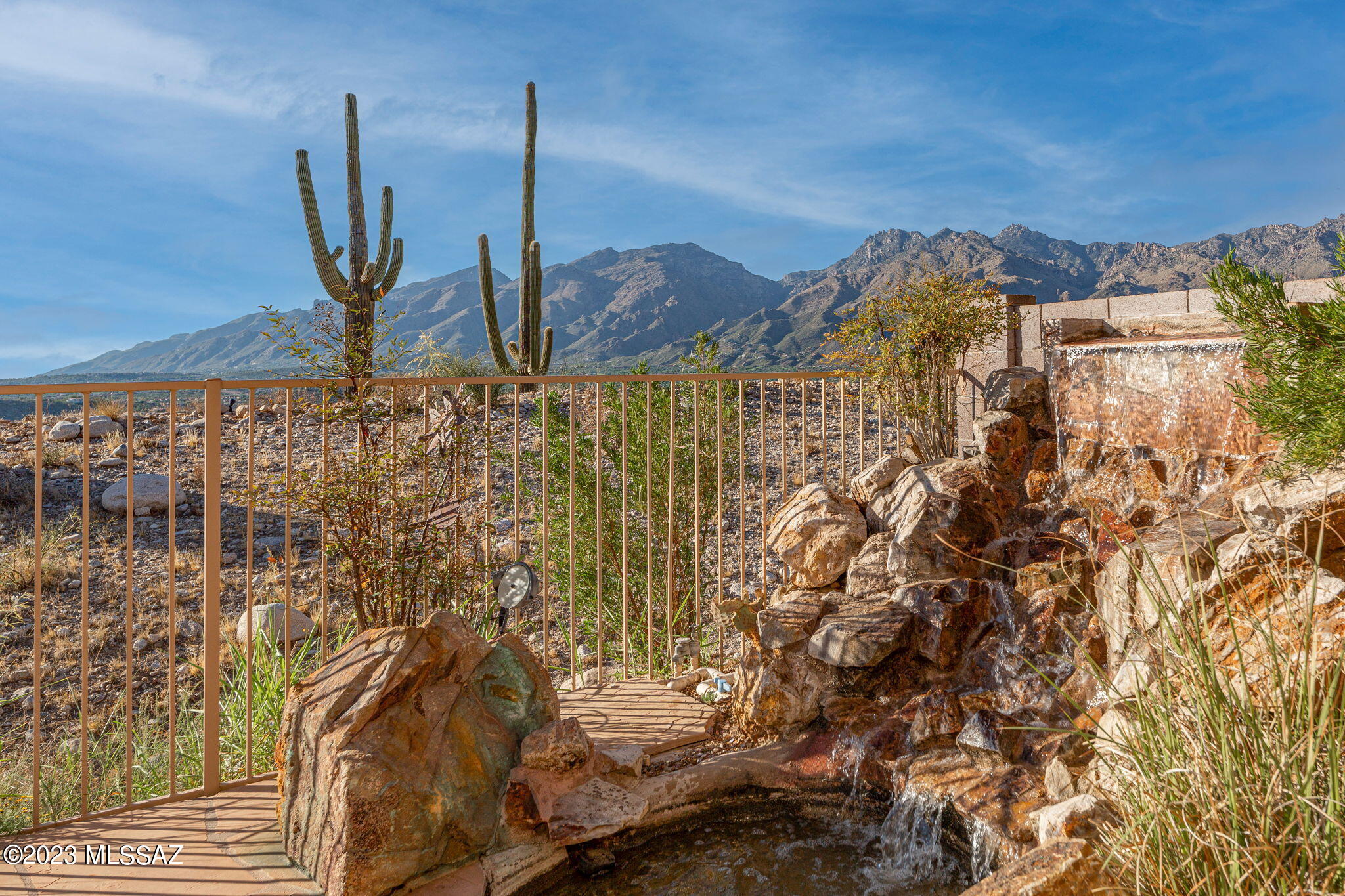 Sabino Mountain (1-290) - Residential