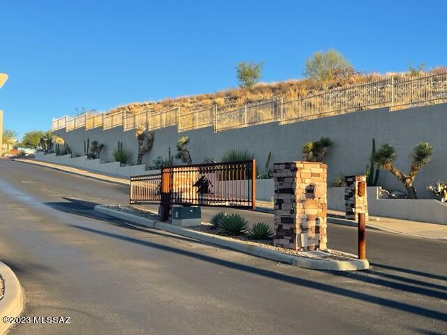 Sabino Mountain (1-290) - Residential