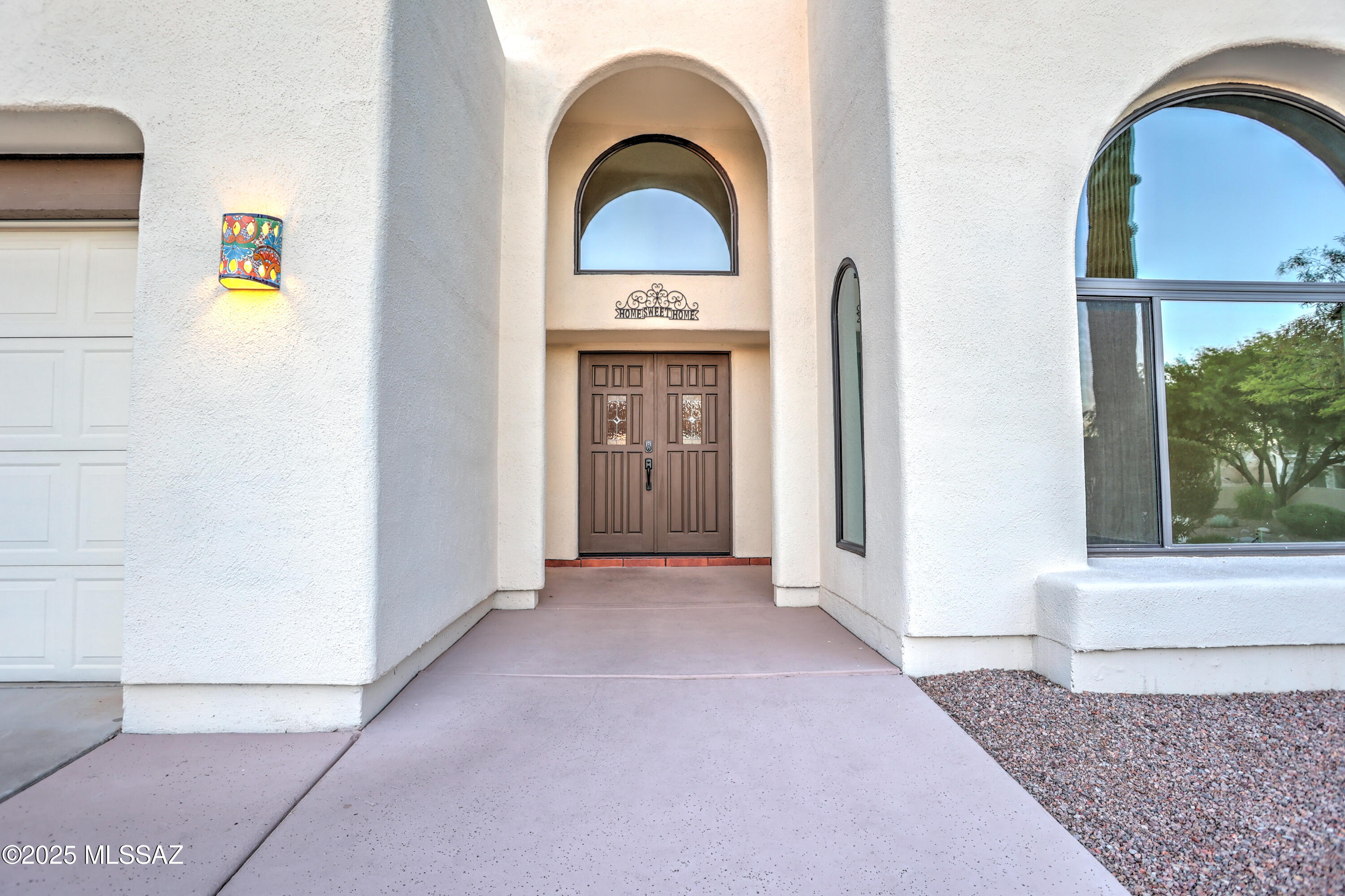 10830 N La Quinta Drive