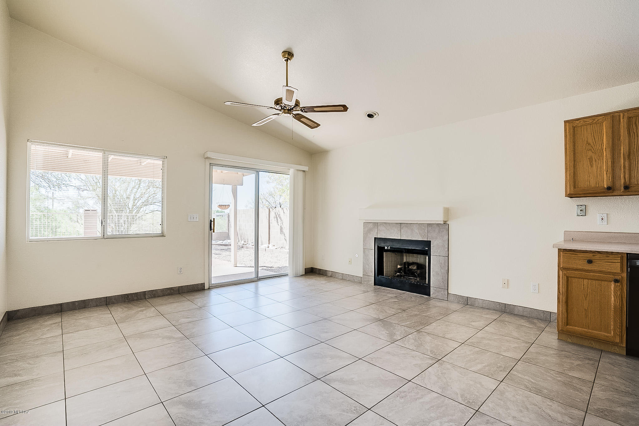 La Cholla Ridge (1-77) - Residential Lease