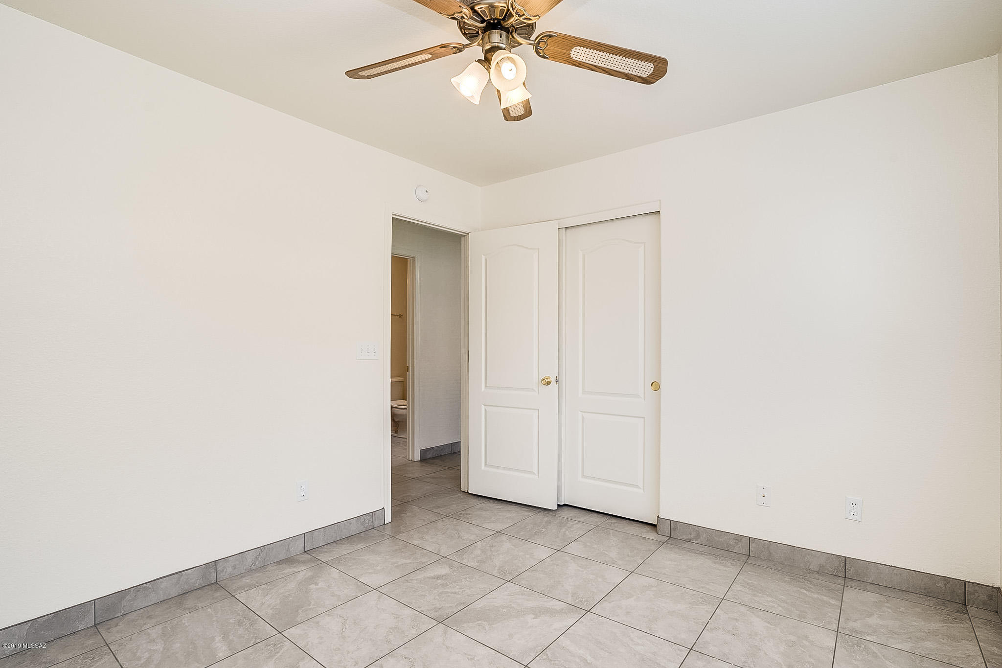 La Cholla Ridge (1-77) - Residential Lease