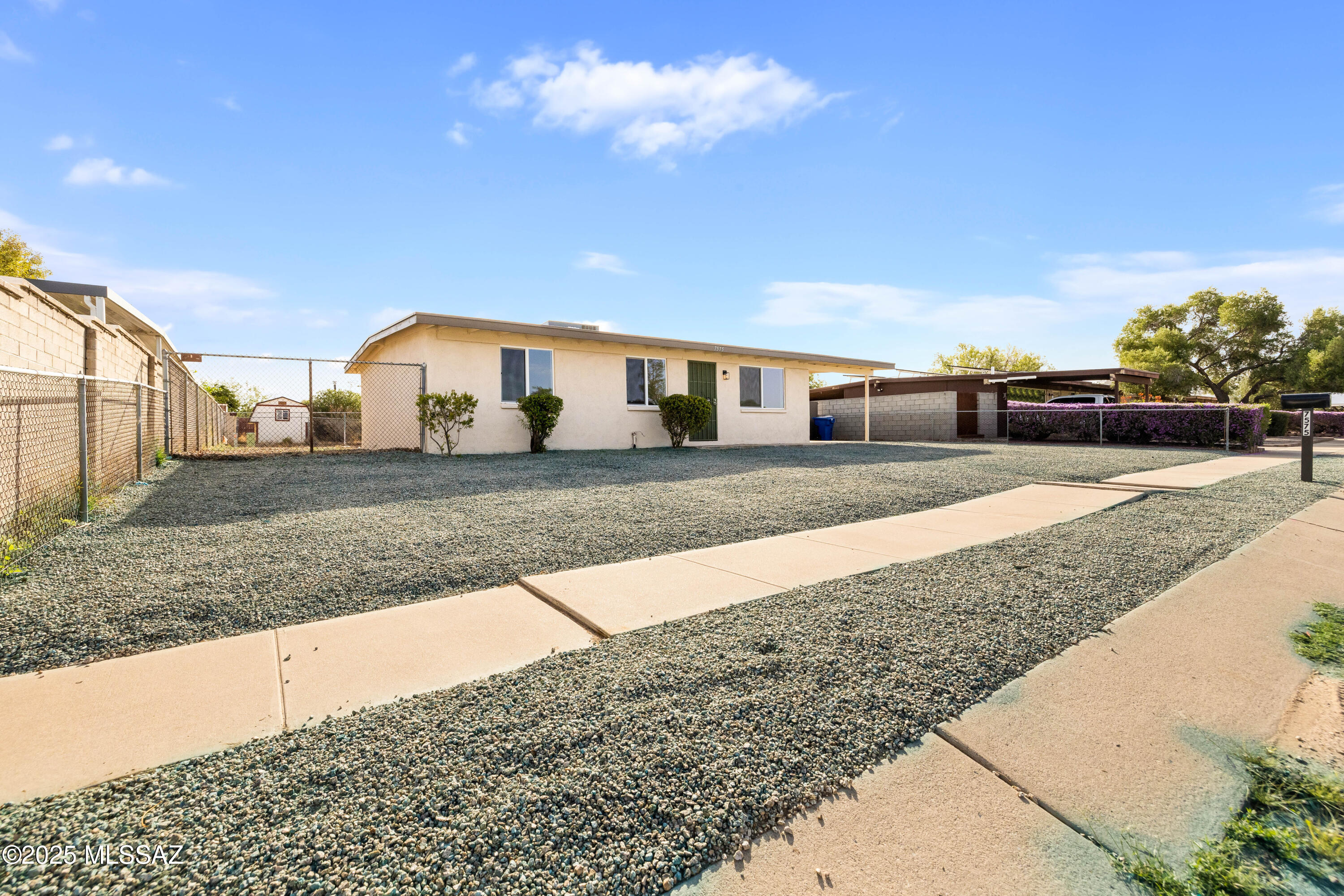7575 E Apple Tree Drive