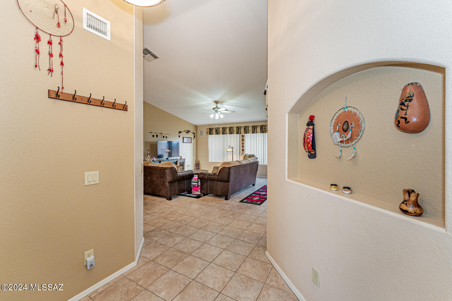 1440 N Goldeneye Way