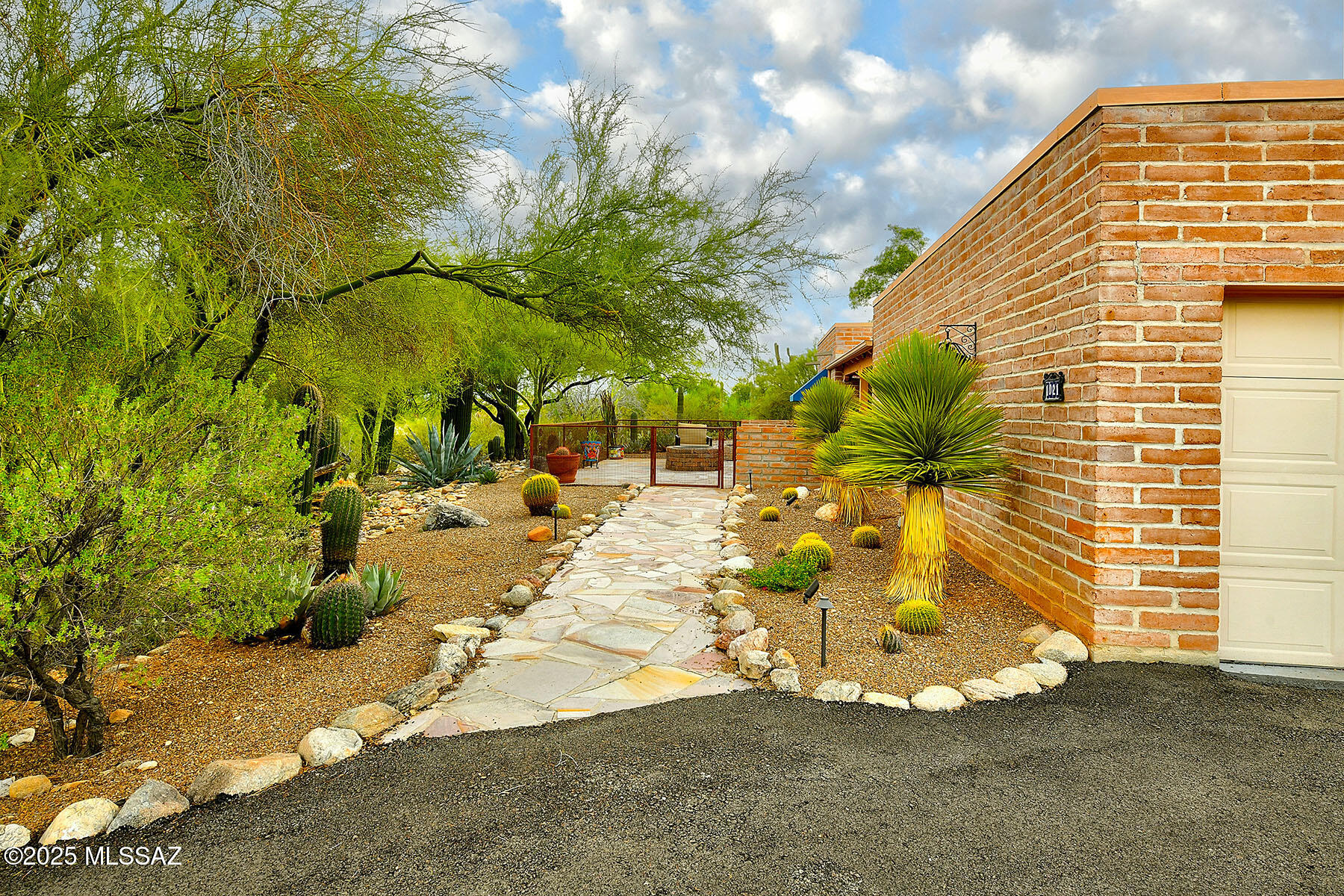 Catalina Foothills Estates NO. 7 - Residential