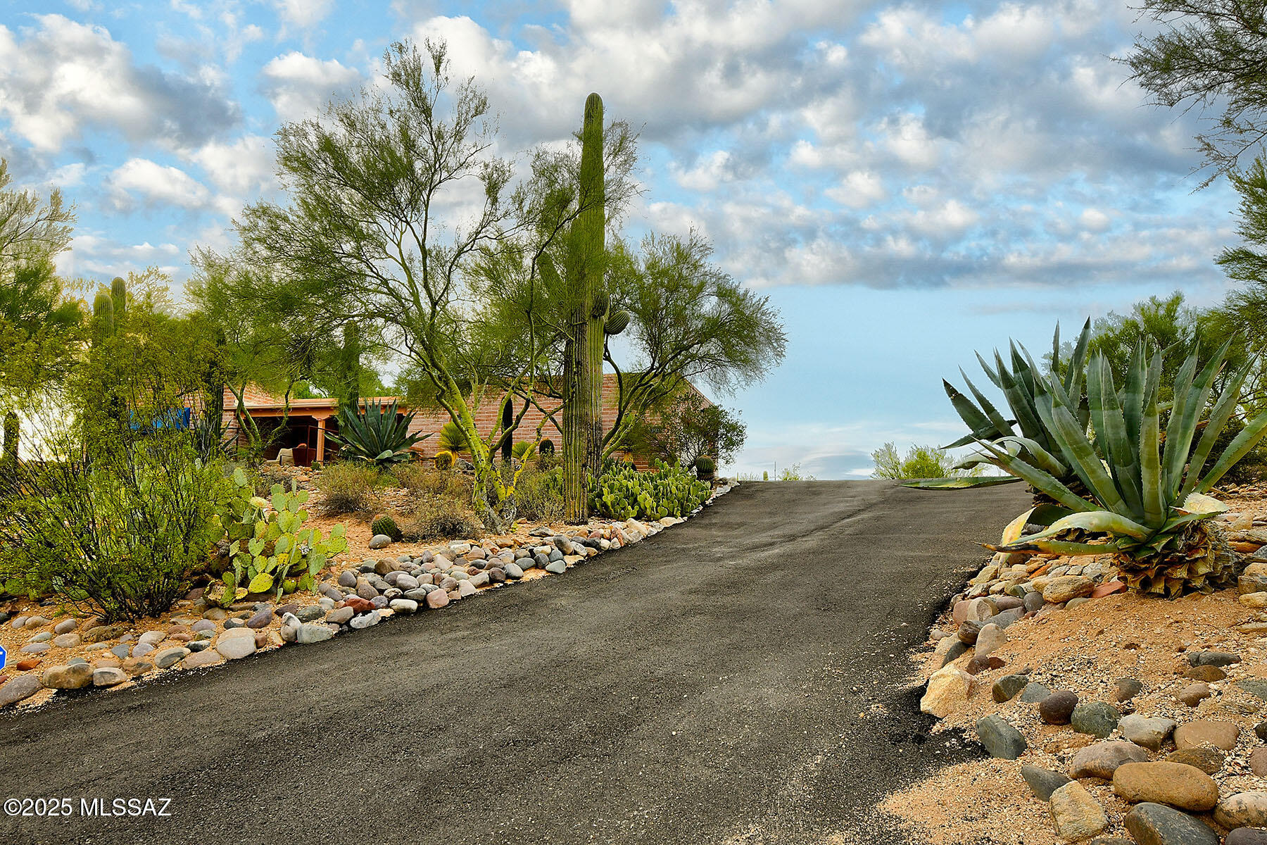 Catalina Foothills Estates NO. 7 - Residential