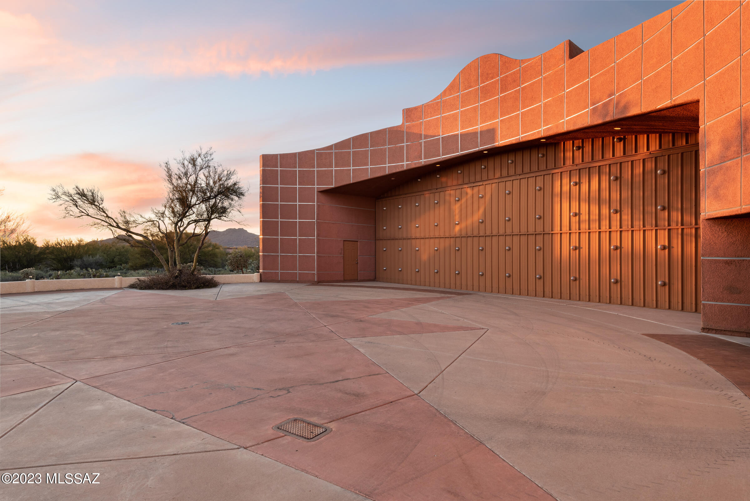 La Cholla Airpark - Residential