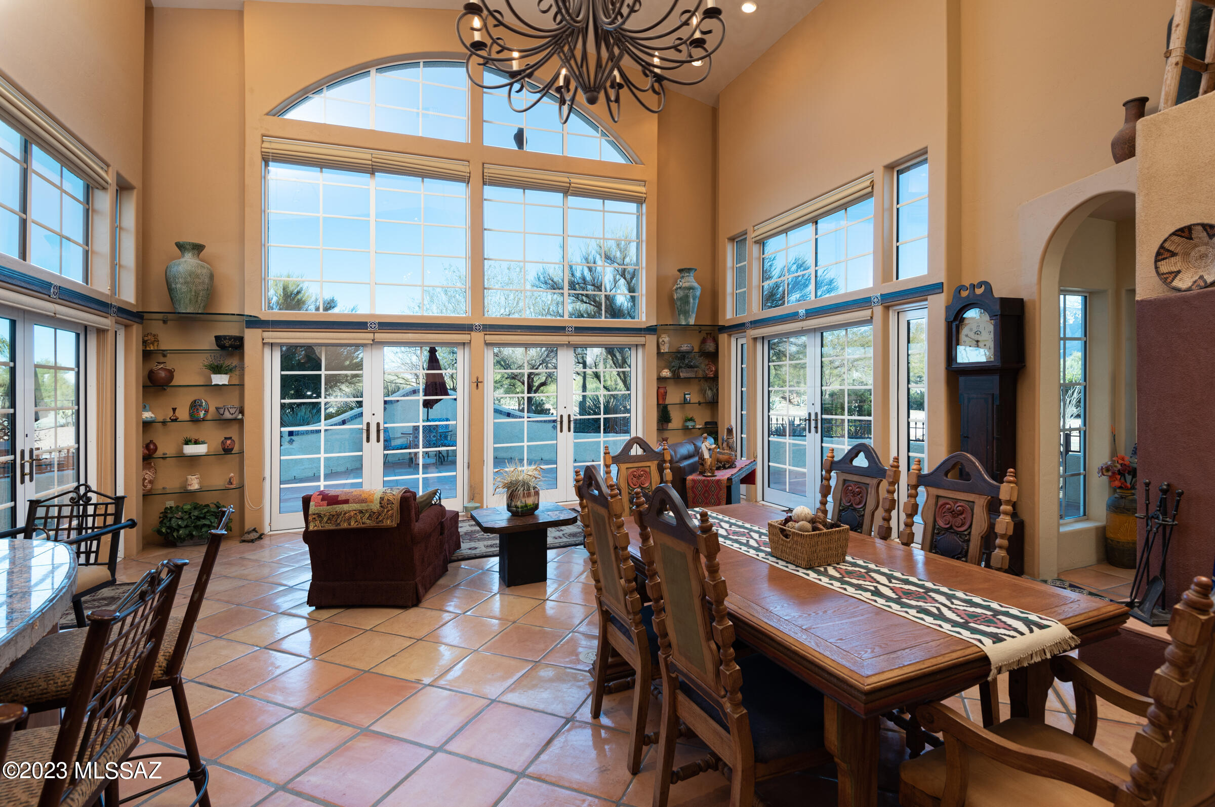 La Cholla Airpark - Residential