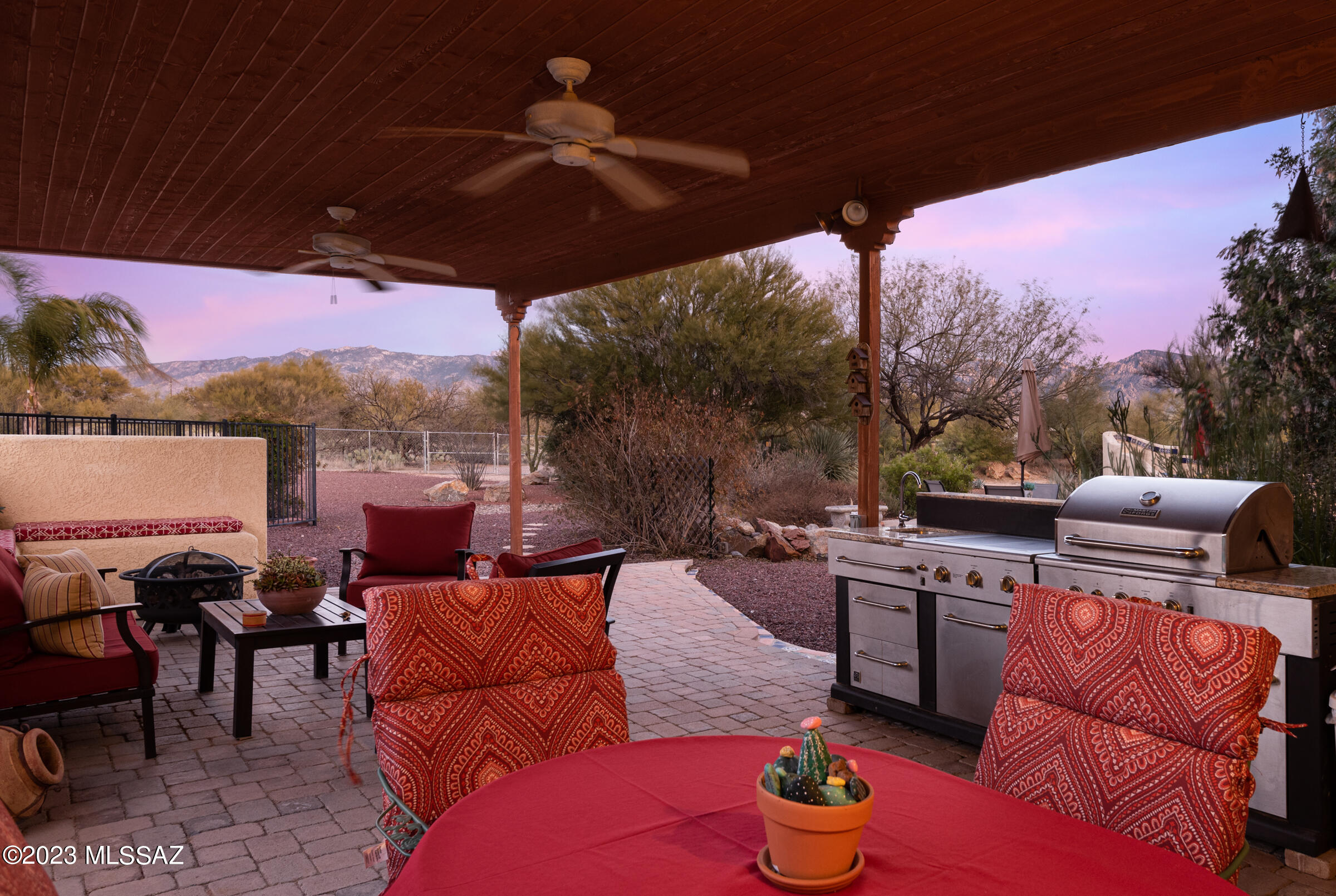 La Cholla Airpark - Residential