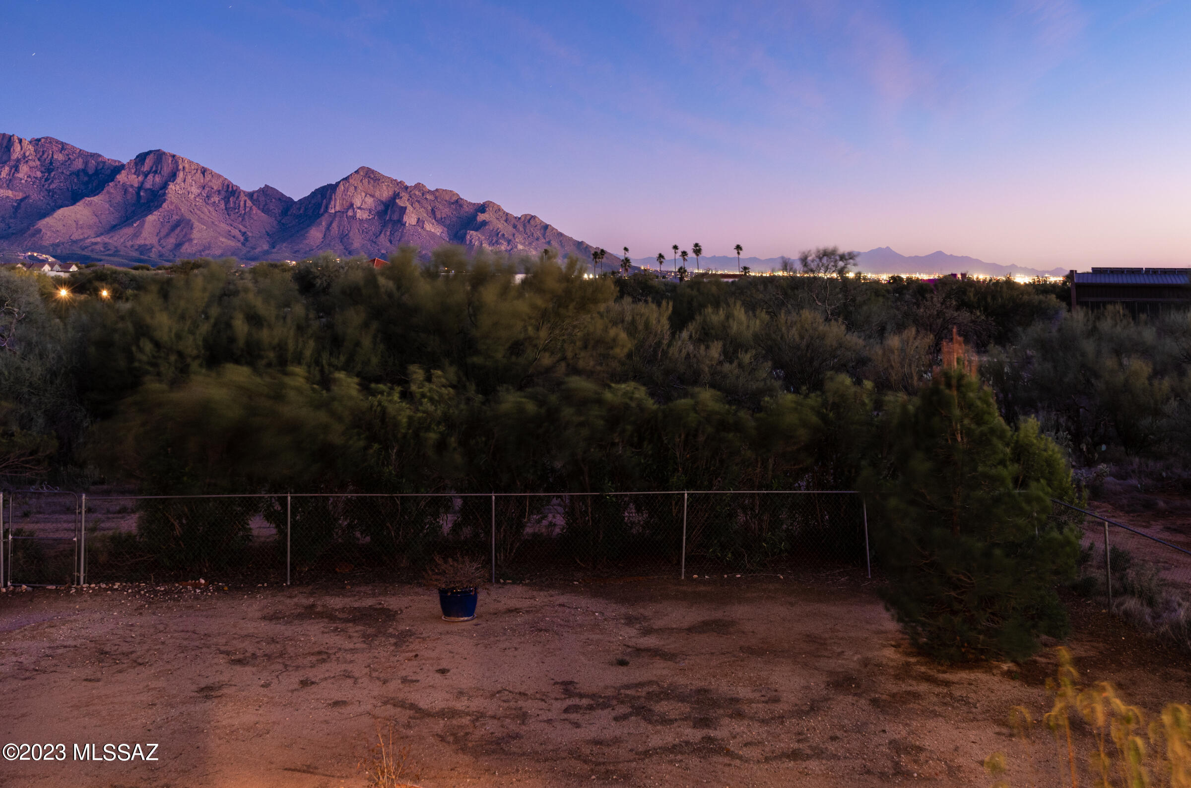 La Cholla Airpark - Residential