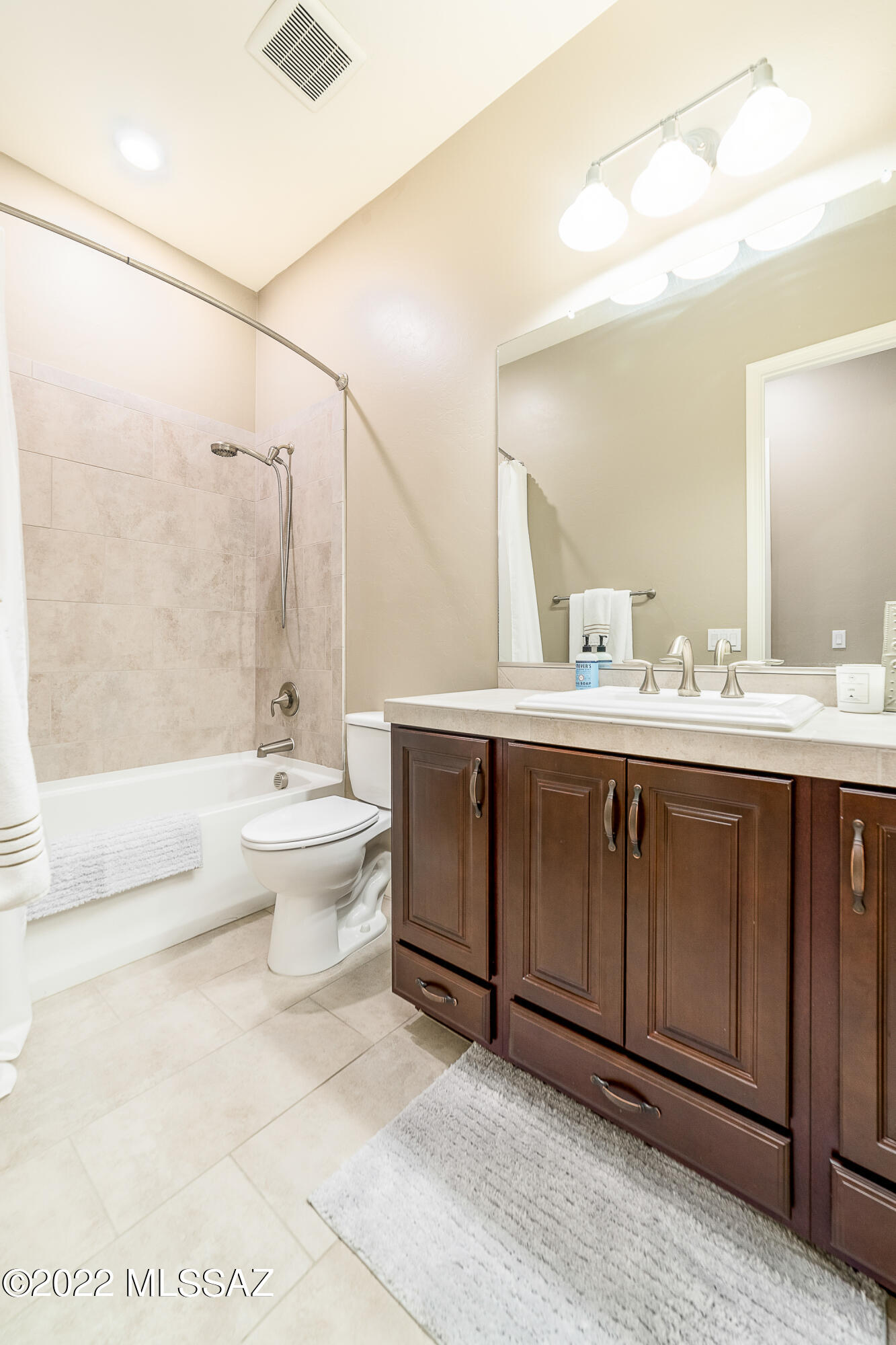 Eagles Rest SQ20152890001 - Residential