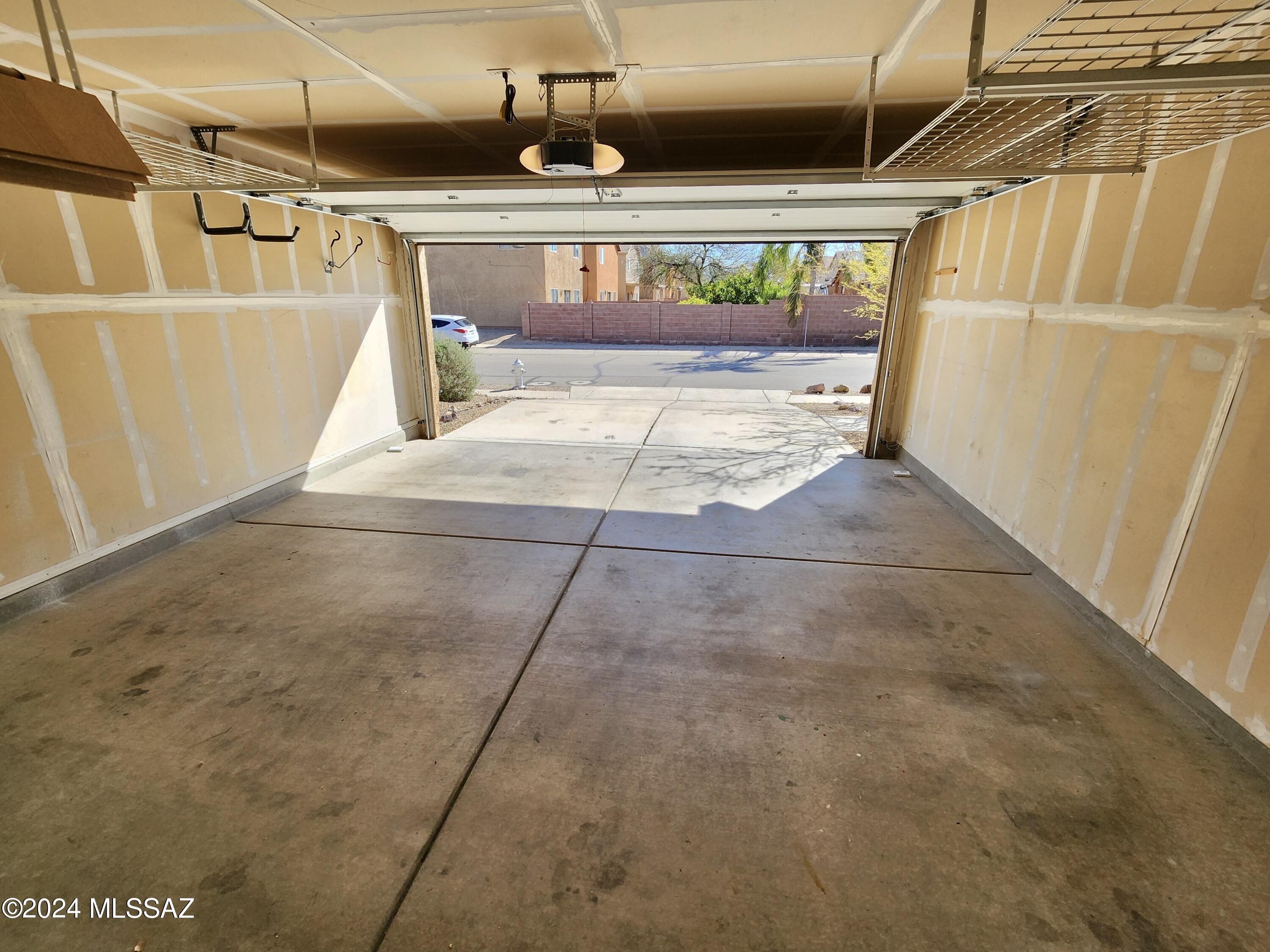 Desert Stone (1-260) - Residential Lease